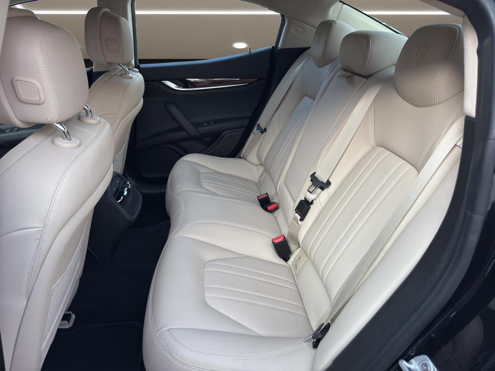 MASERATI GHIBLI 3.0 V6 Essence-image-13