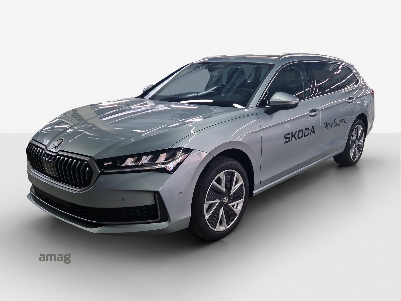 SKODA Superb Combi 2.0 TDi Selection 4x4 DSG-image-0