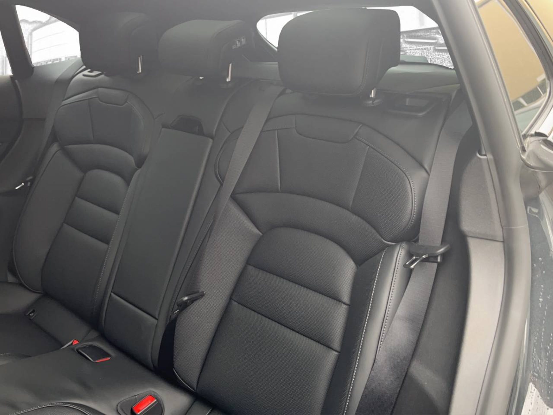 PORSCHE Taycan 4S Sport Turismo-image-10