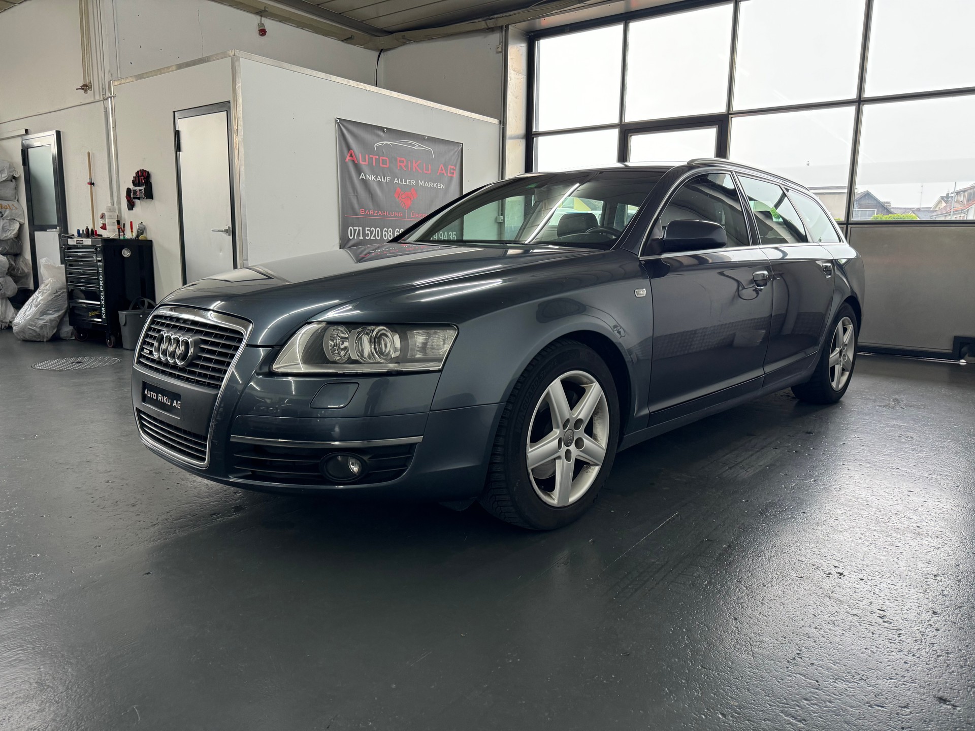 AUDI A6 Avant 3.0 V6 TDI quattro-image-4