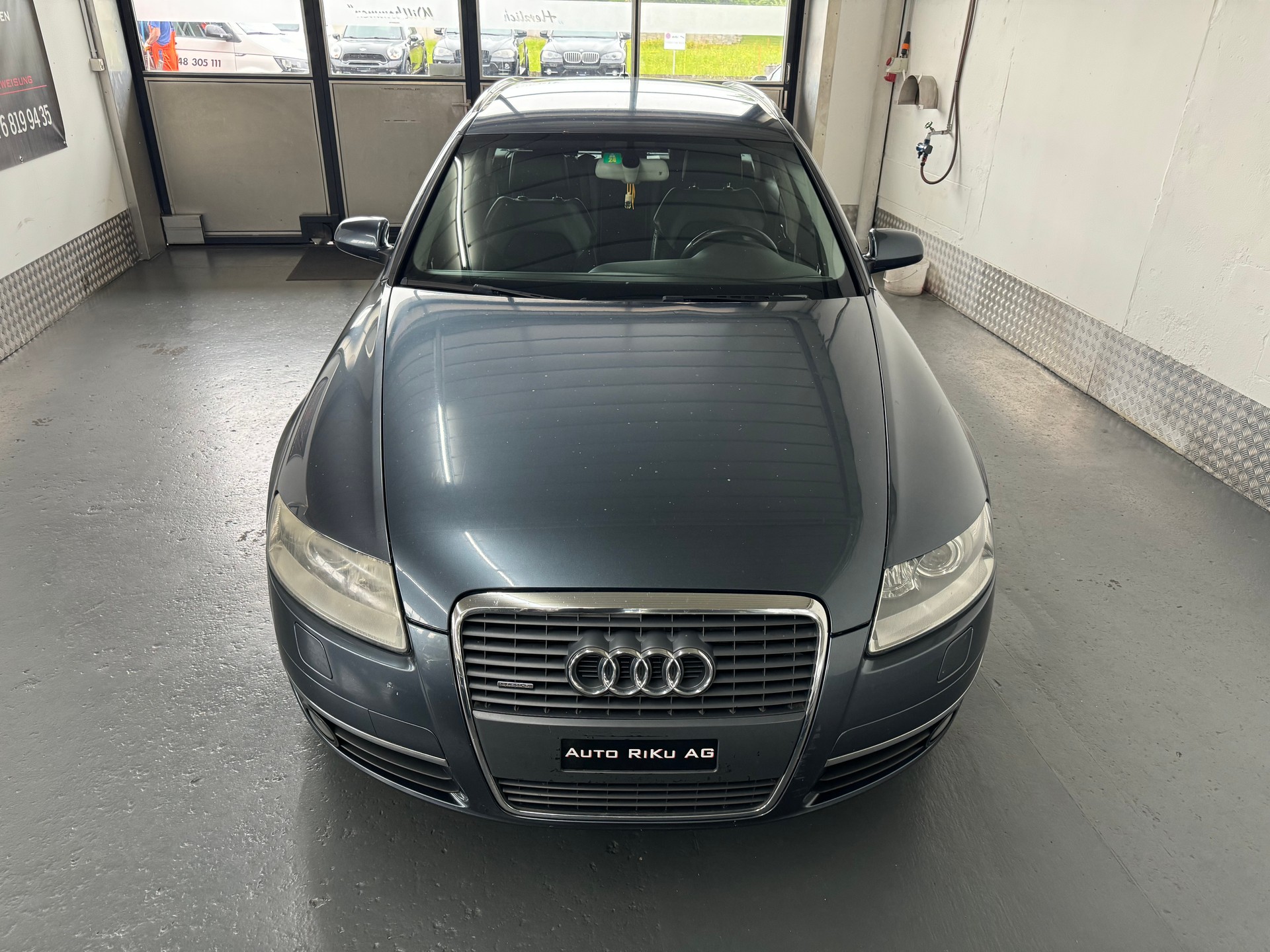 AUDI A6 Avant 3.0 V6 TDI quattro-image-2