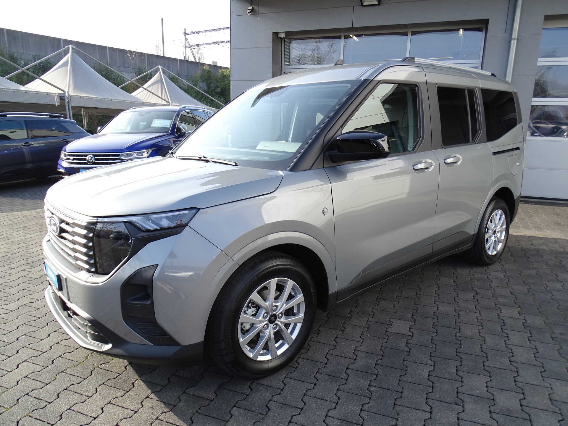 FORD Tourneo Courier 1.0 EcoBoost Titanium Automat-image-19