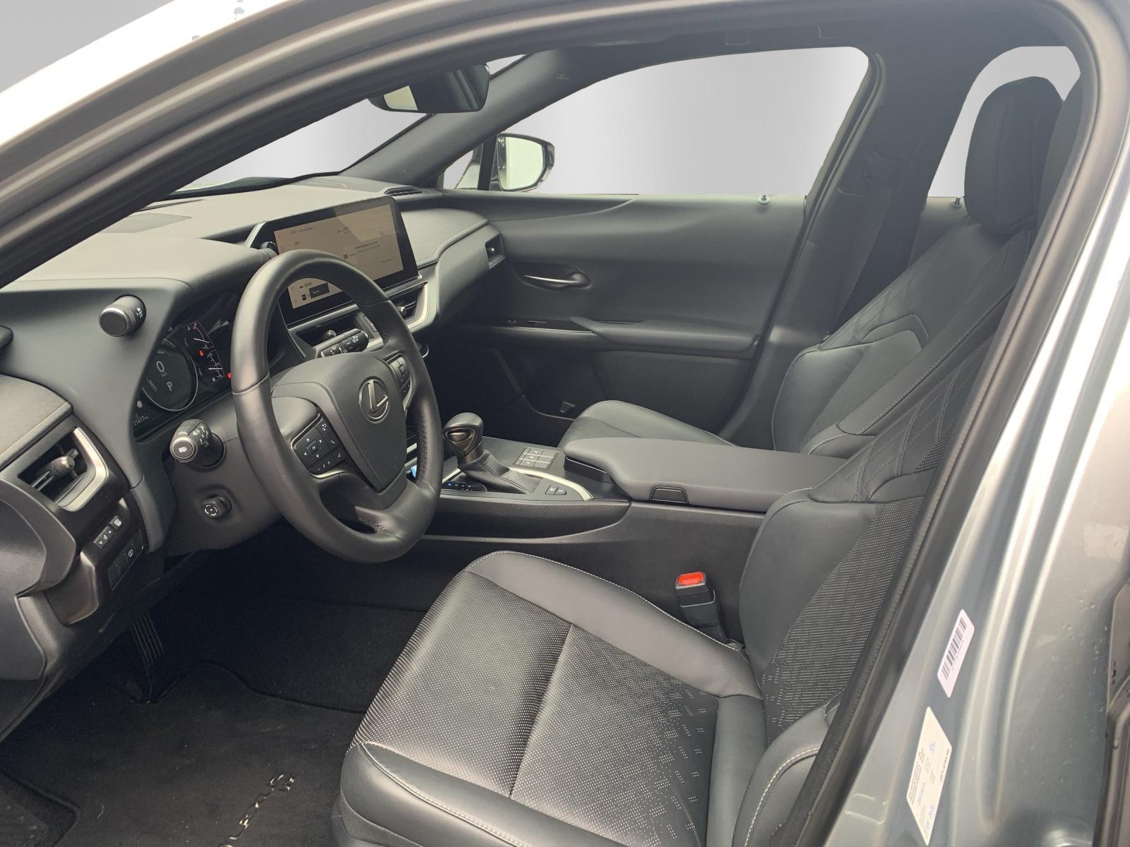 LEXUS UX 250h Comfort-image-22