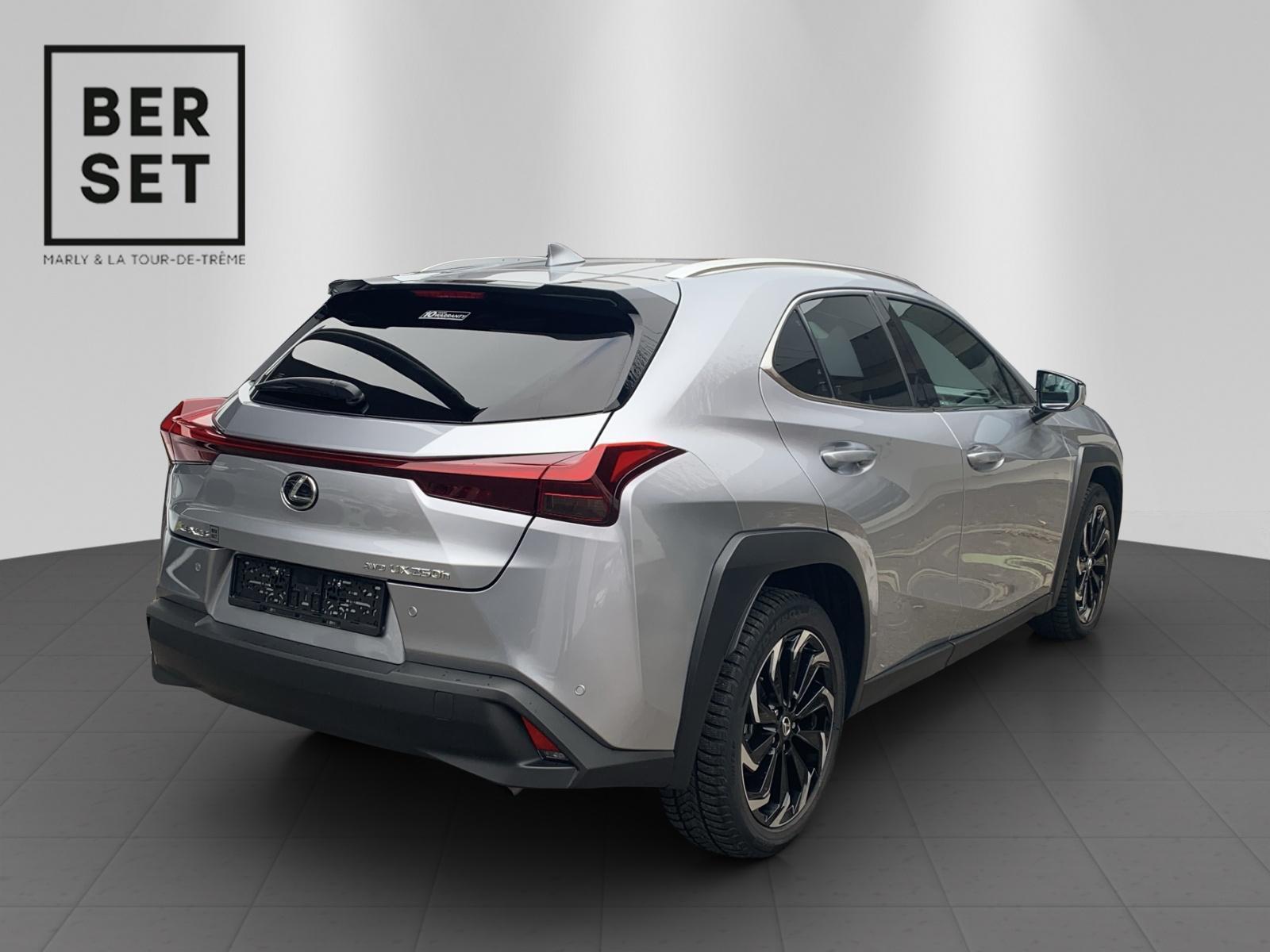 LEXUS UX 250h Comfort-image-17