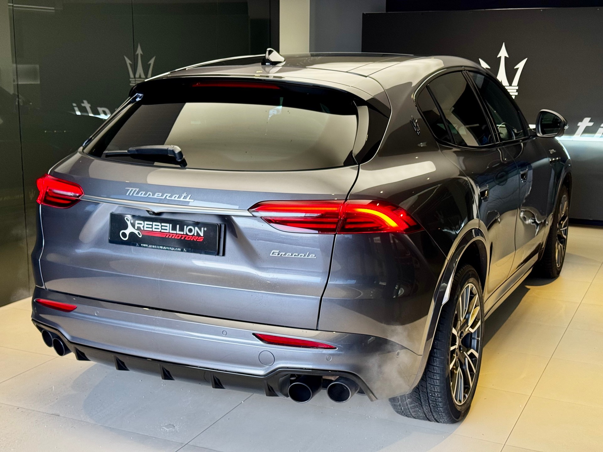 MASERATI Grecale 2.0 MHEV Modena Hybrid Automatica-image-7