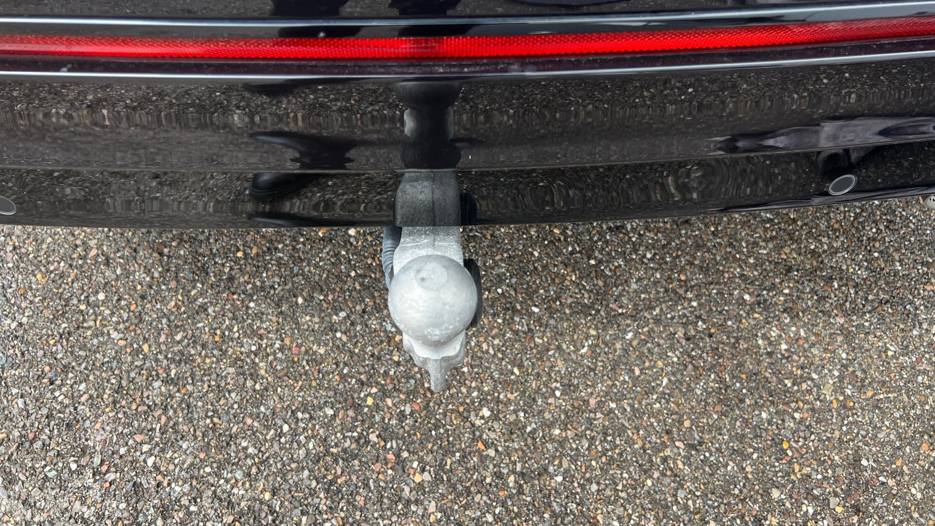 VW Tiguan 2.0TSI R 4Motion DSG-image-10