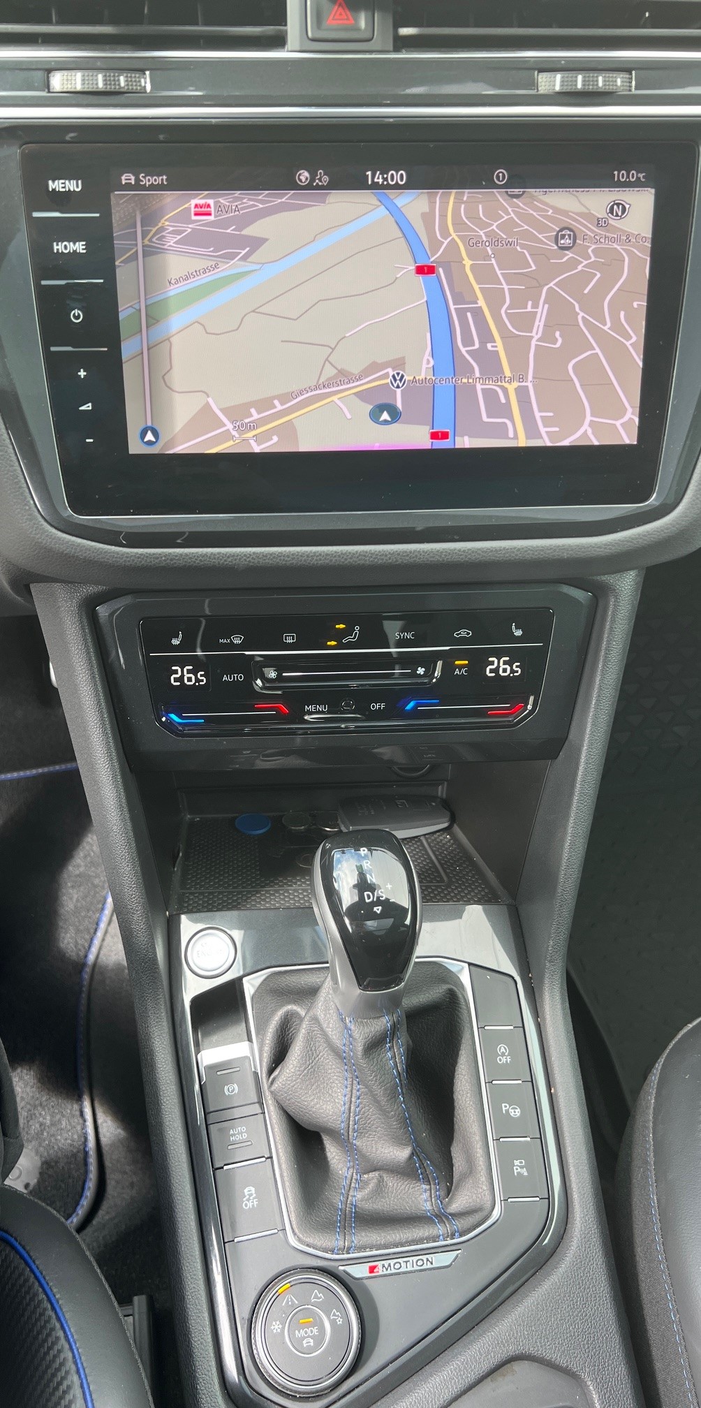 VW Tiguan 2.0TSI R 4Motion DSG-image-6