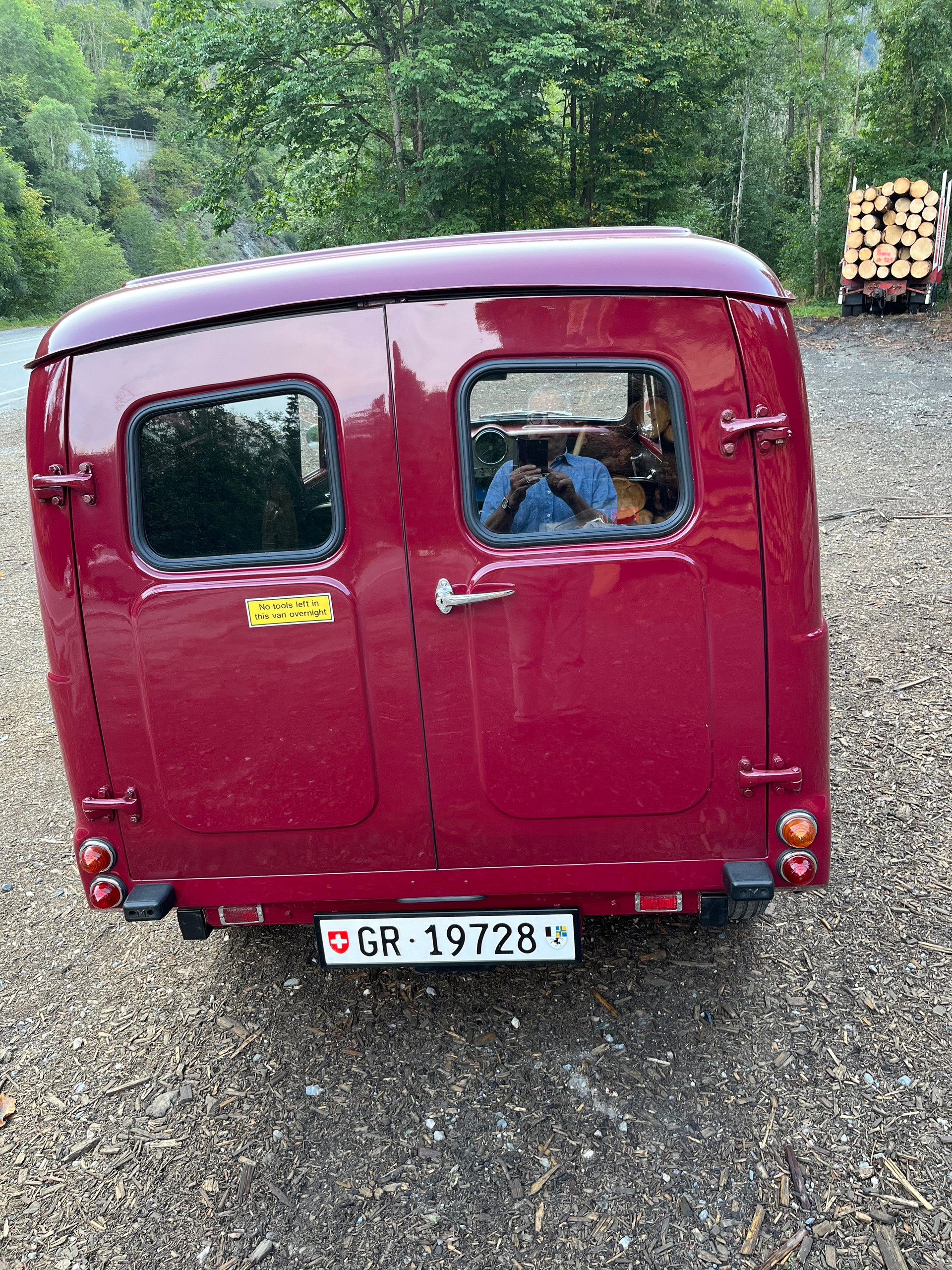 MORRIS Minor Van-image-2