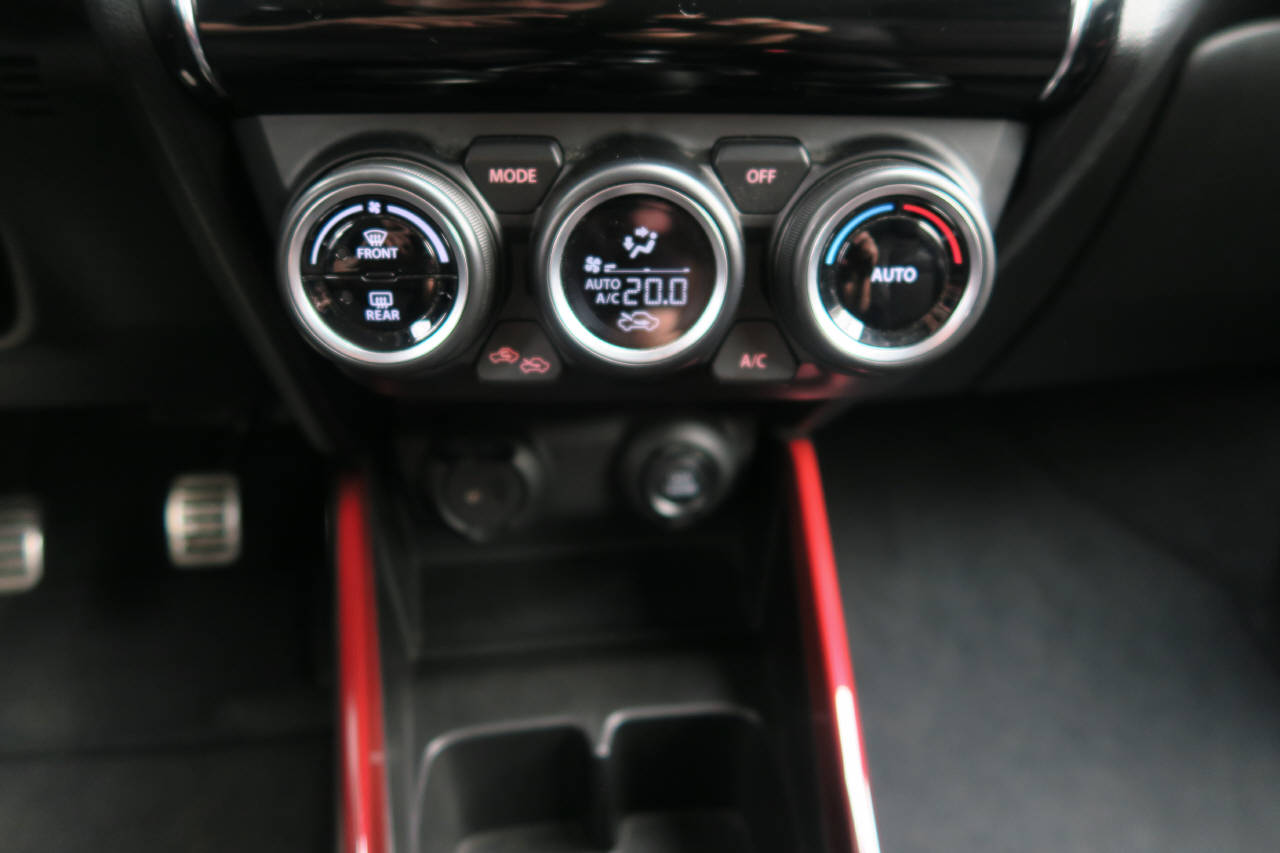 SUZUKI Swift 1.4 T Sport Compact Top-image-12