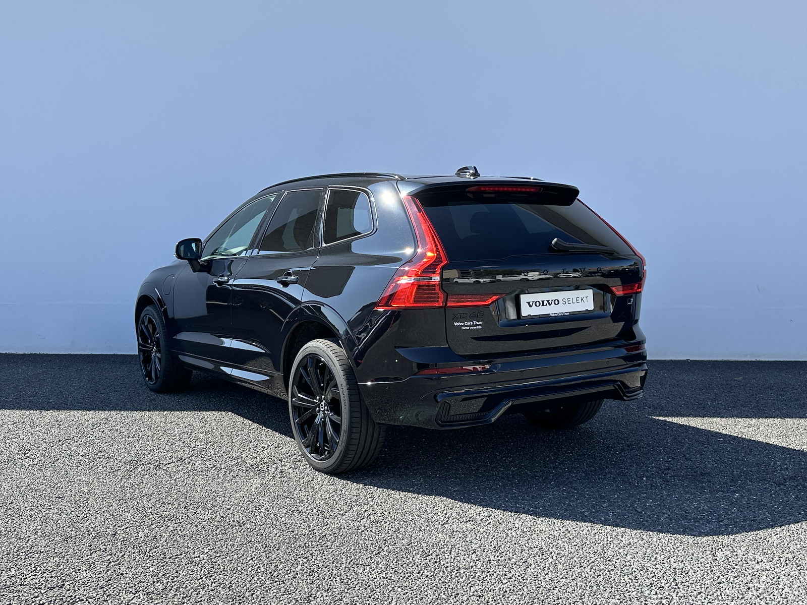 VOLVO XC60 2.0 T8 TE XCENTRIC Black Edition eAWD-image-5