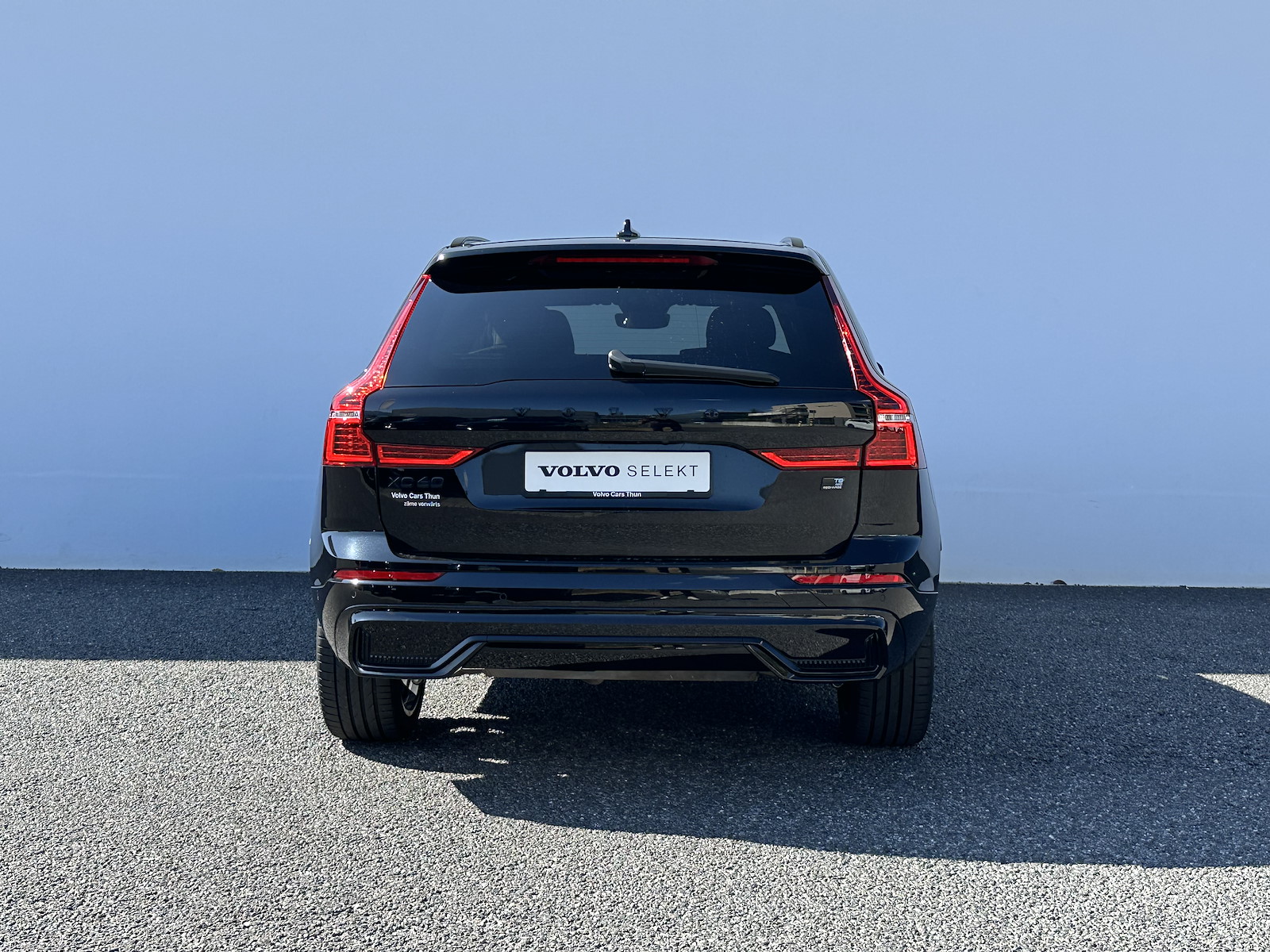 VOLVO XC60 2.0 T8 TE XCENTRIC Black Edition eAWD-image-6