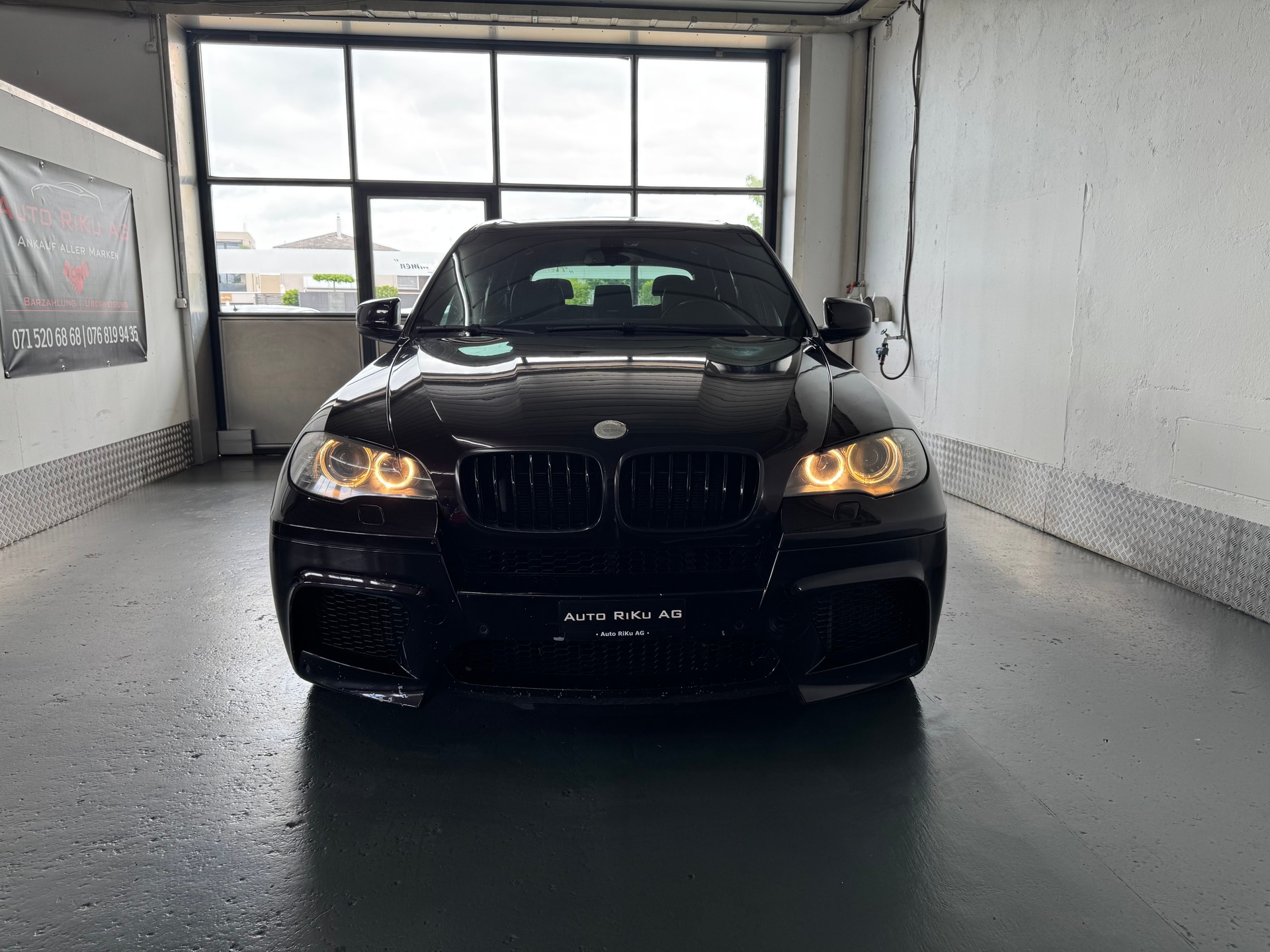 BMW X5M-image-3