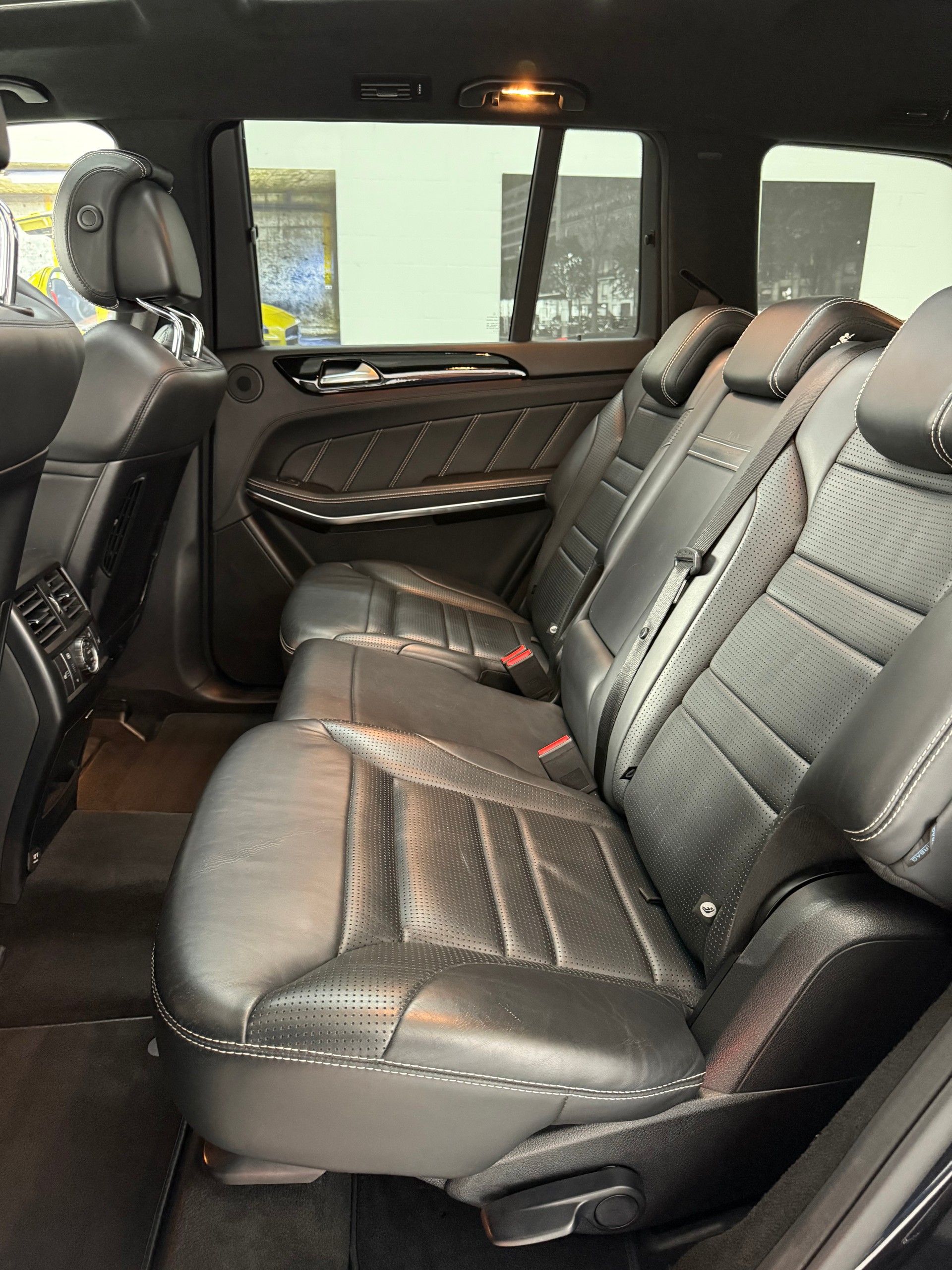 MERCEDES-BENZ GL 63 AMG 4Matic inkl. Garantie! MFK frisch!-image-24