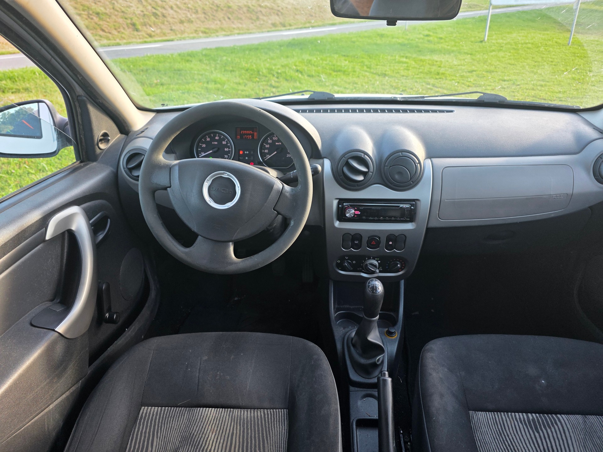 DACIA Sandero 1.2 Ambiance-image-7