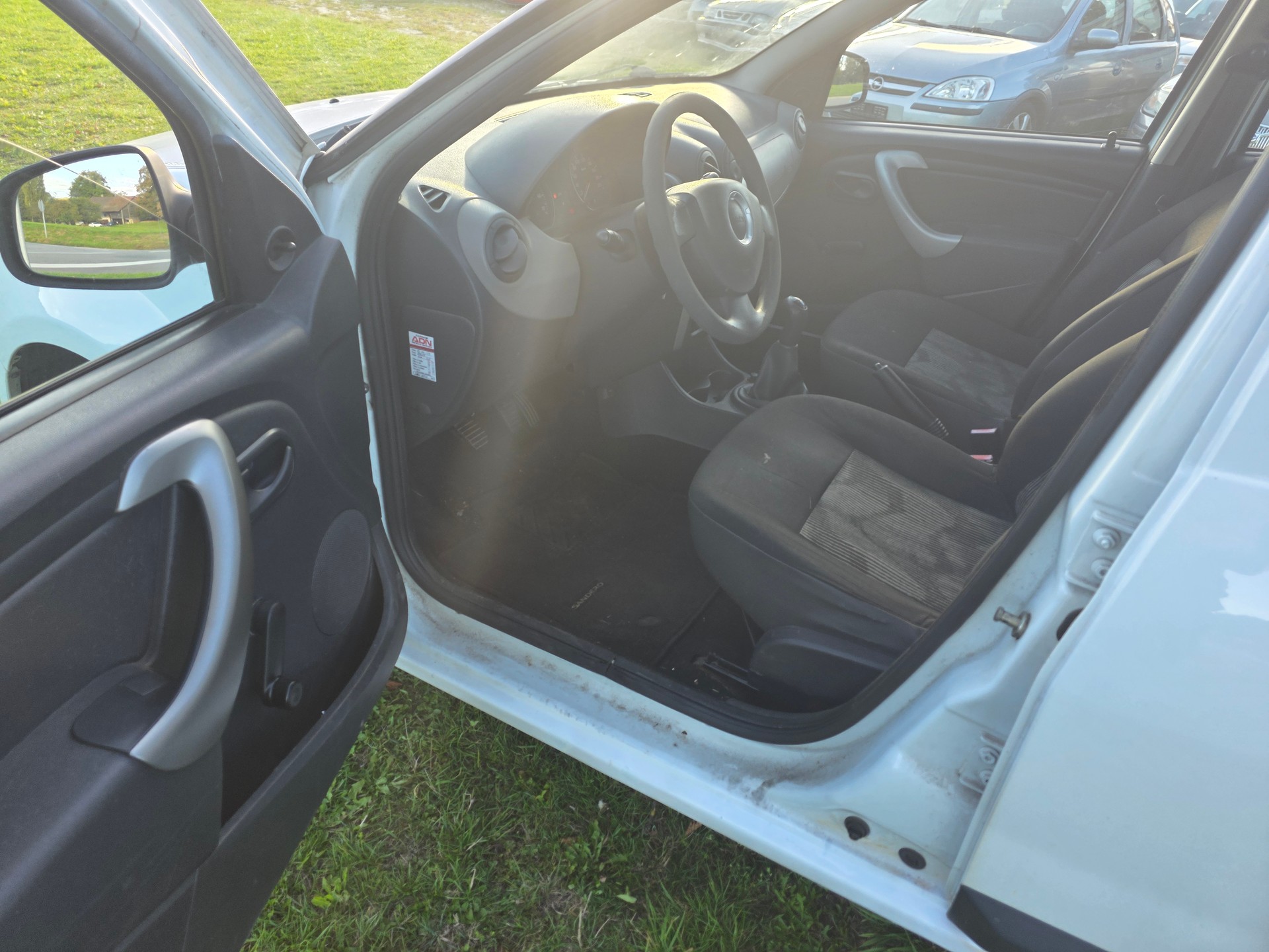 DACIA Sandero 1.2 Ambiance-image-8