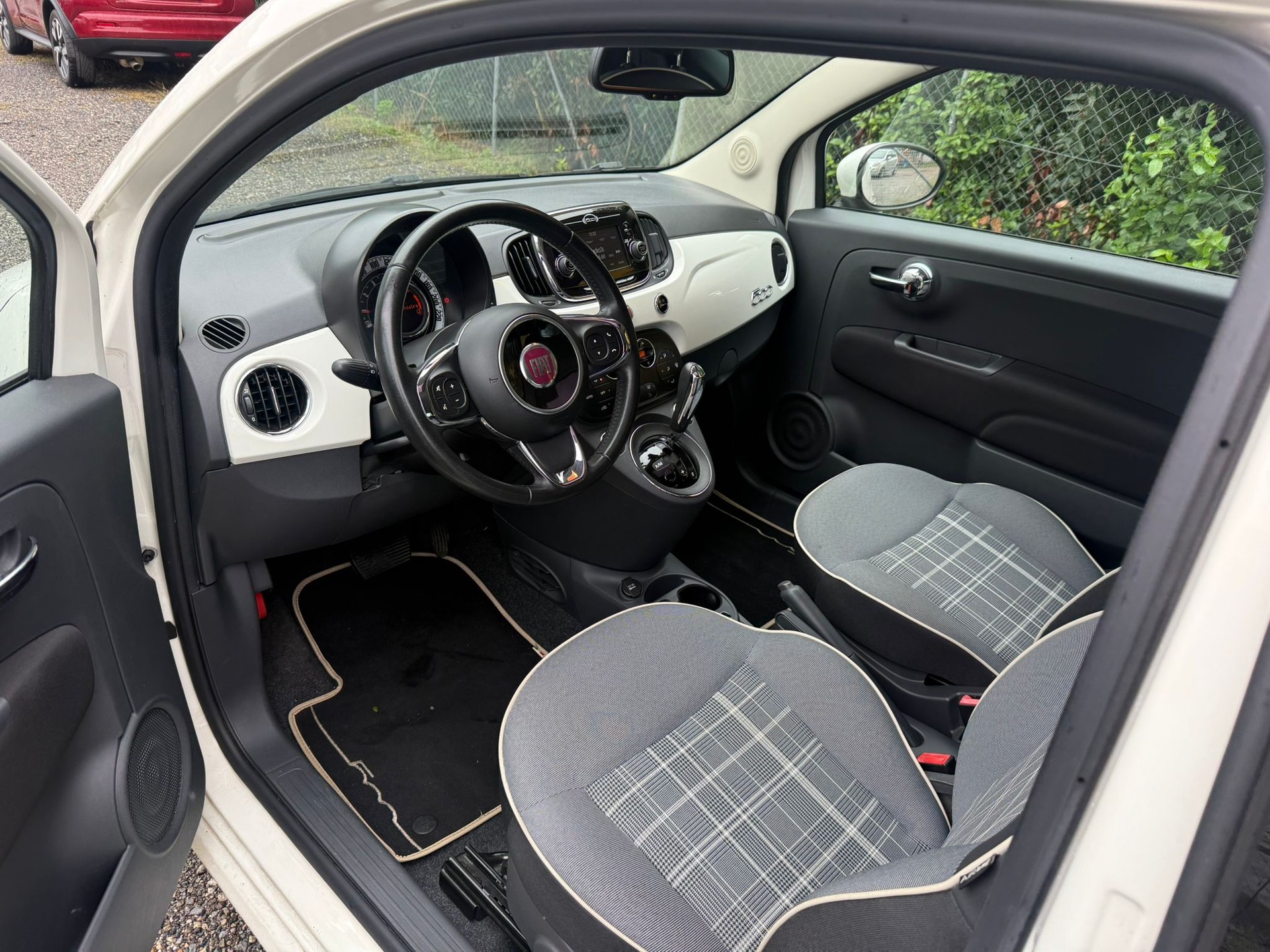 FIAT 500 0.9 Twinair Lounge Dualogic-image-7