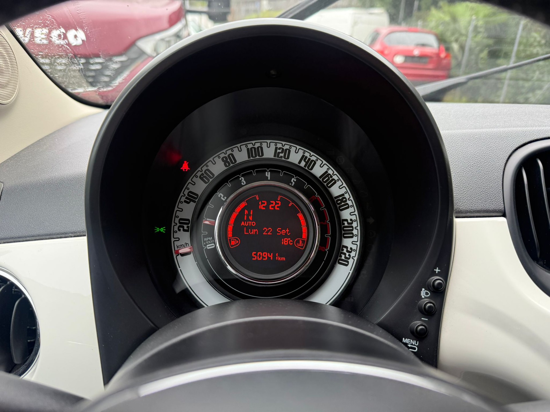 FIAT 500 0.9 Twinair Lounge Dualogic-image-9