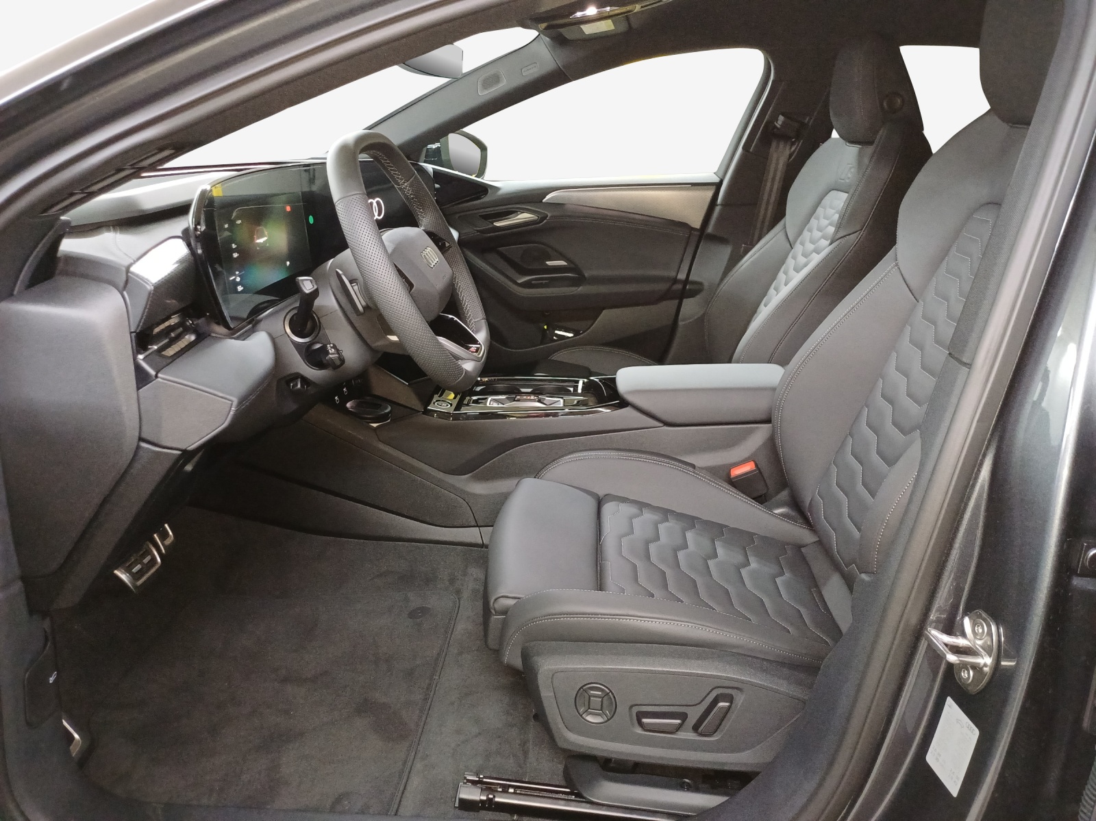 AUDI A6 Sportback e-tron quattro-image-7