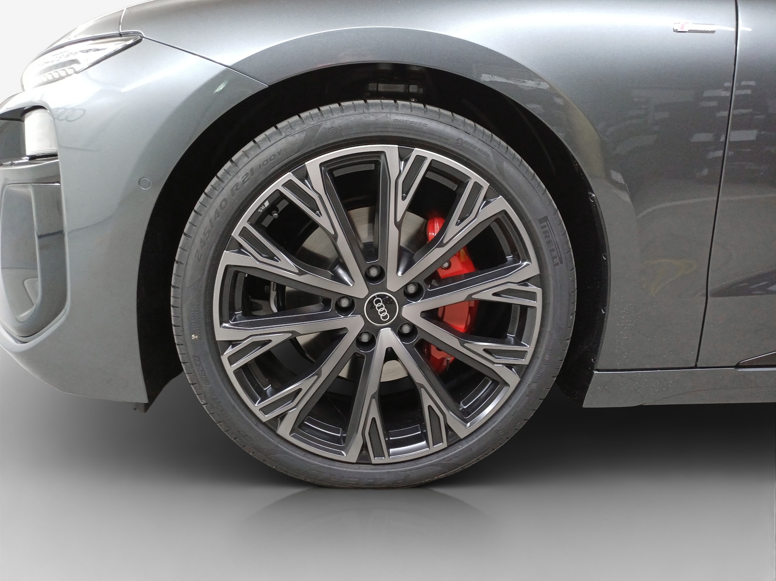 AUDI A6 Sportback e-tron quattro-image-15