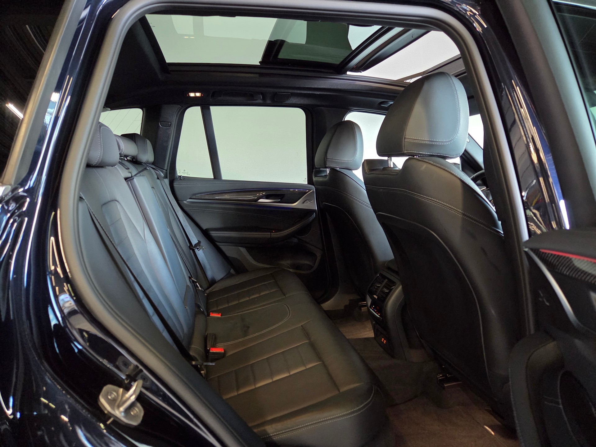 BMW X3 30i M-Sportpaket xDrive-image-17