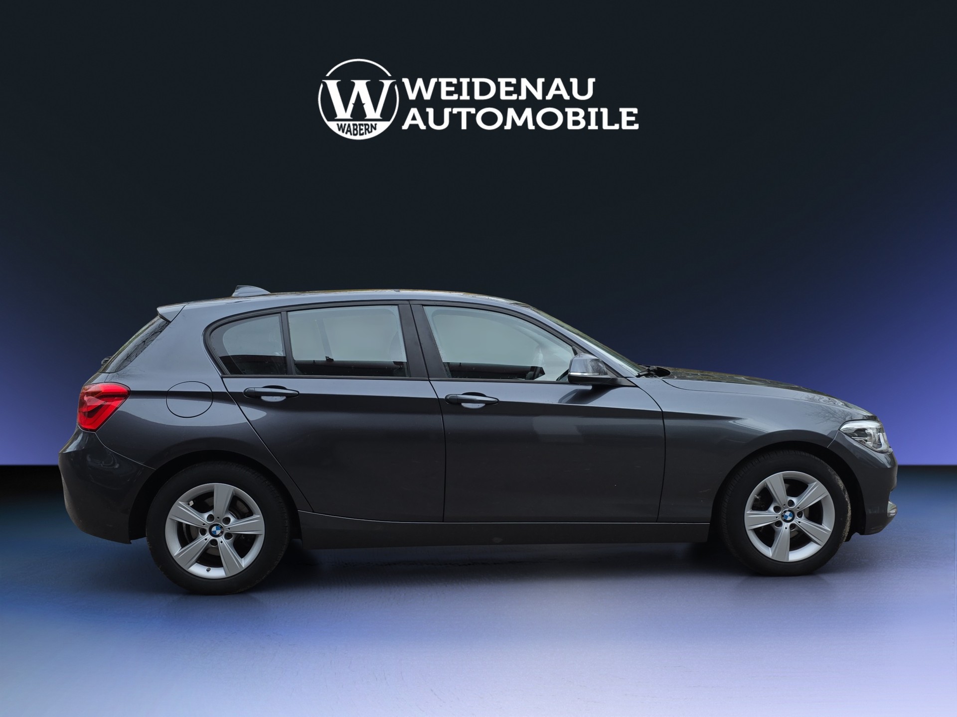 BMW 118i Sport Line Steptronic-image-6