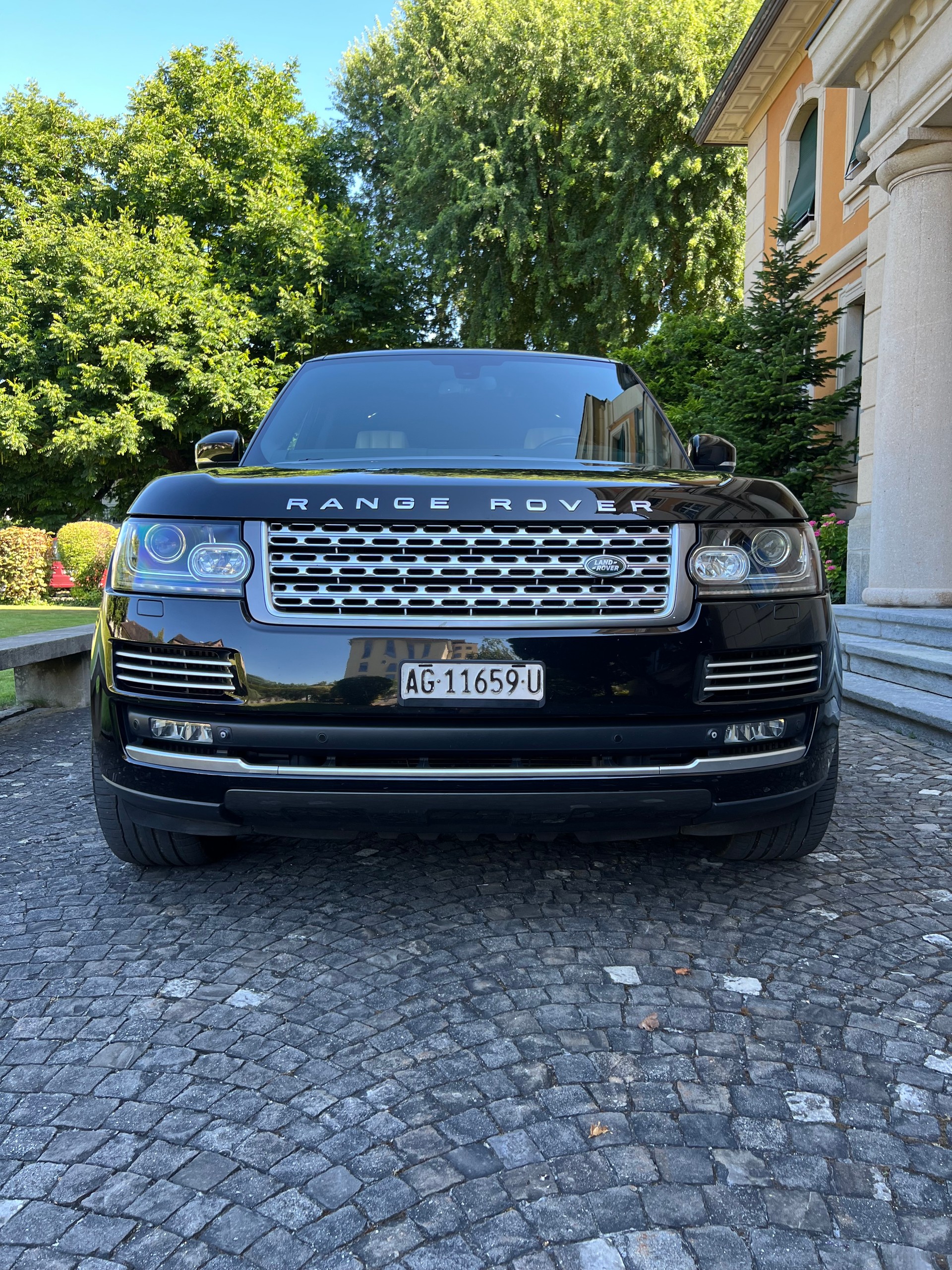 LAND ROVER Range Rover 4.4 SDV8 Autobiography Automatic-image-3