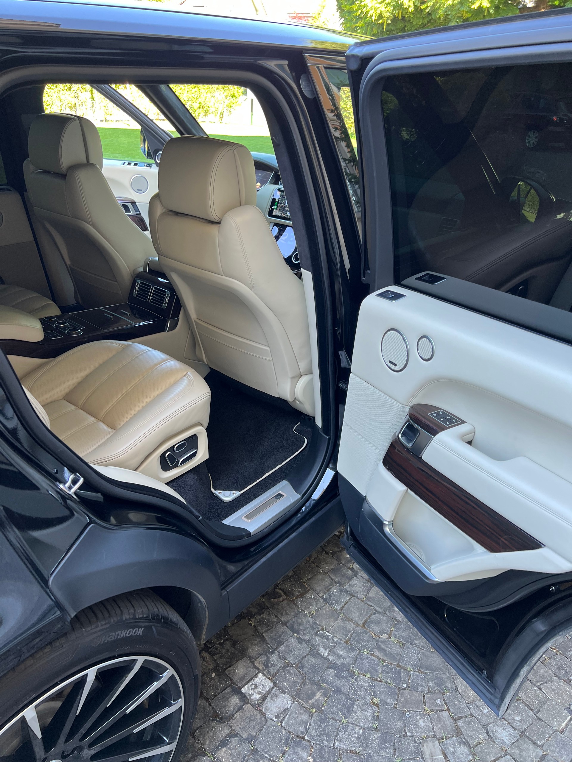 LAND ROVER Range Rover 4.4 SDV8 Autobiography Automatic-image-11