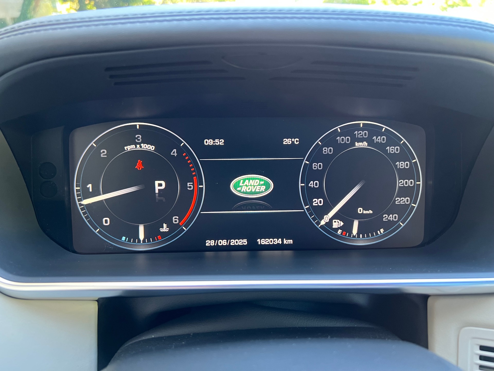 LAND ROVER Range Rover 4.4 SDV8 Autobiography Automatic-image-18