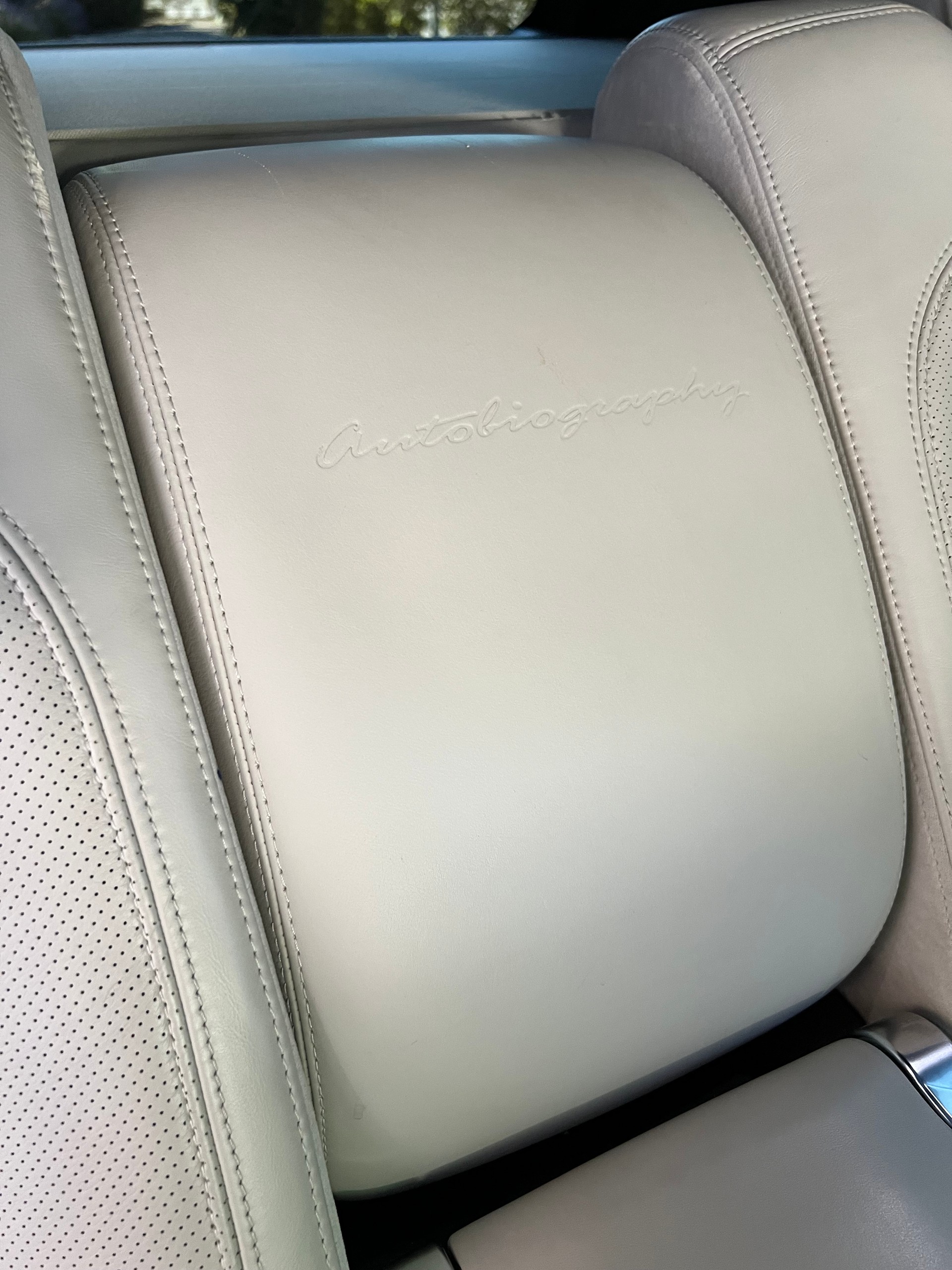 LAND ROVER Range Rover 4.4 SDV8 Autobiography Automatic-image-15