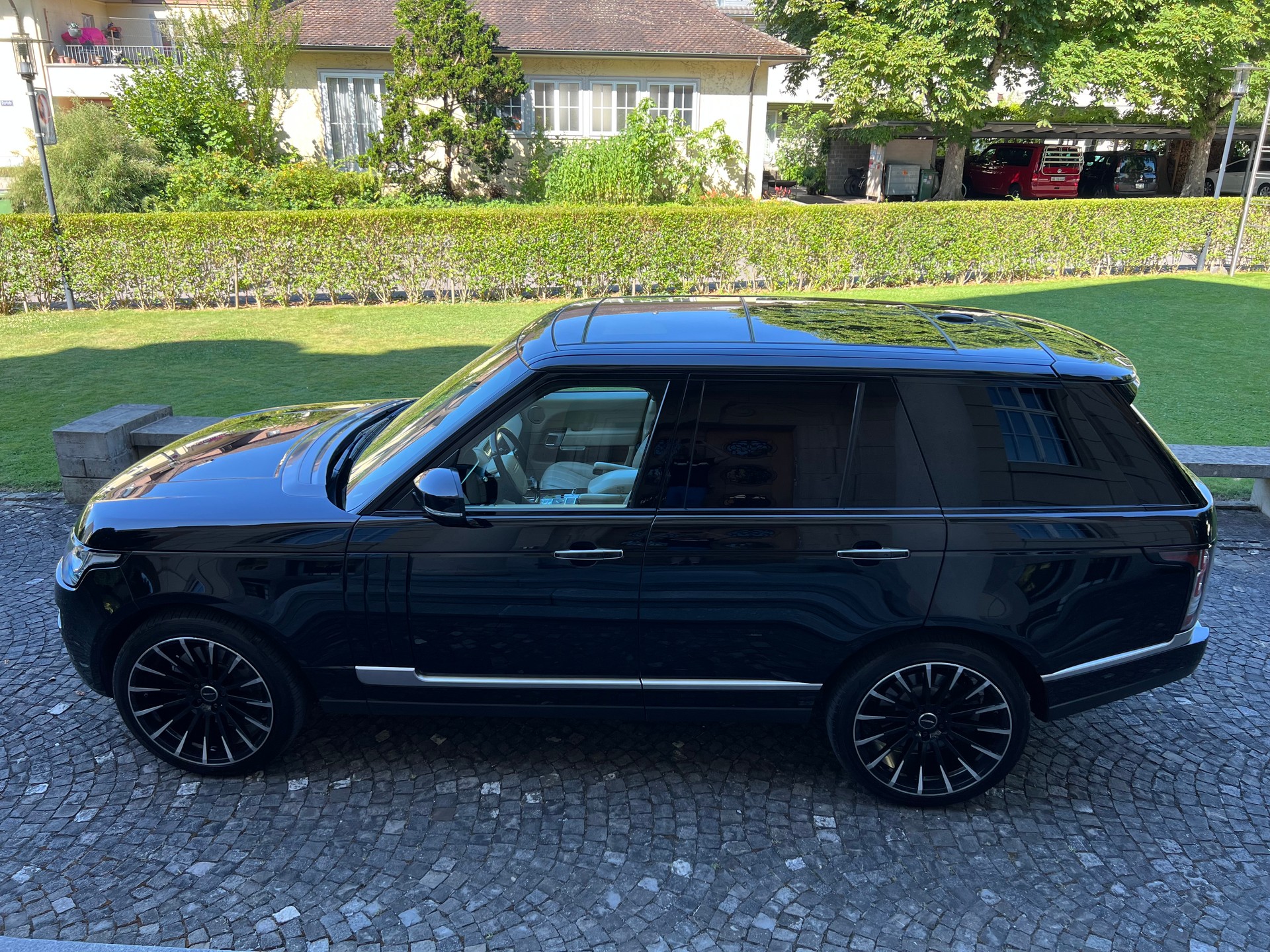LAND ROVER Range Rover 4.4 SDV8 Autobiography Automatic-image-2