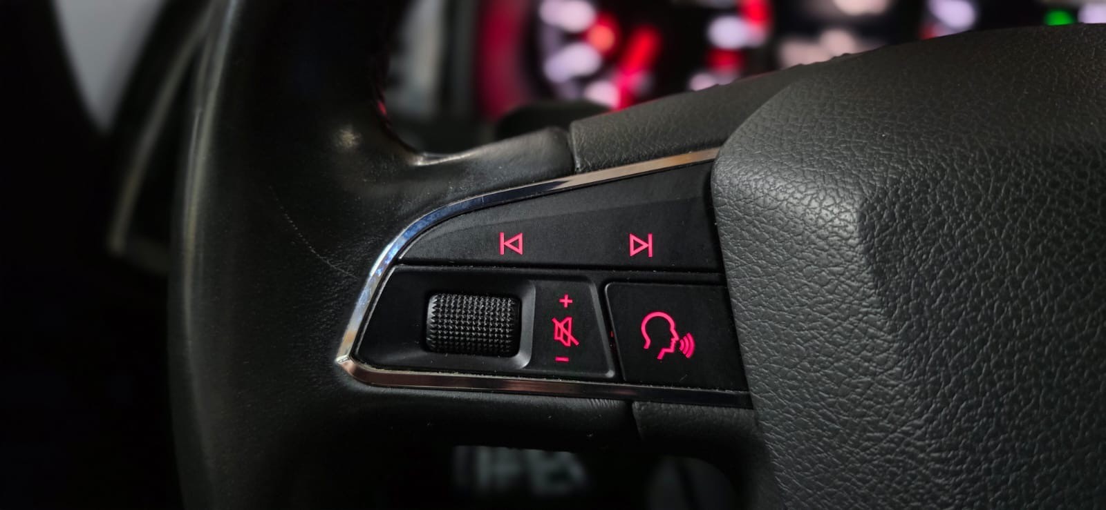 SEAT Ateca 1.5 TSI EVO SWISS Xcellence DSG *CH-Fahrzeug*-image-16