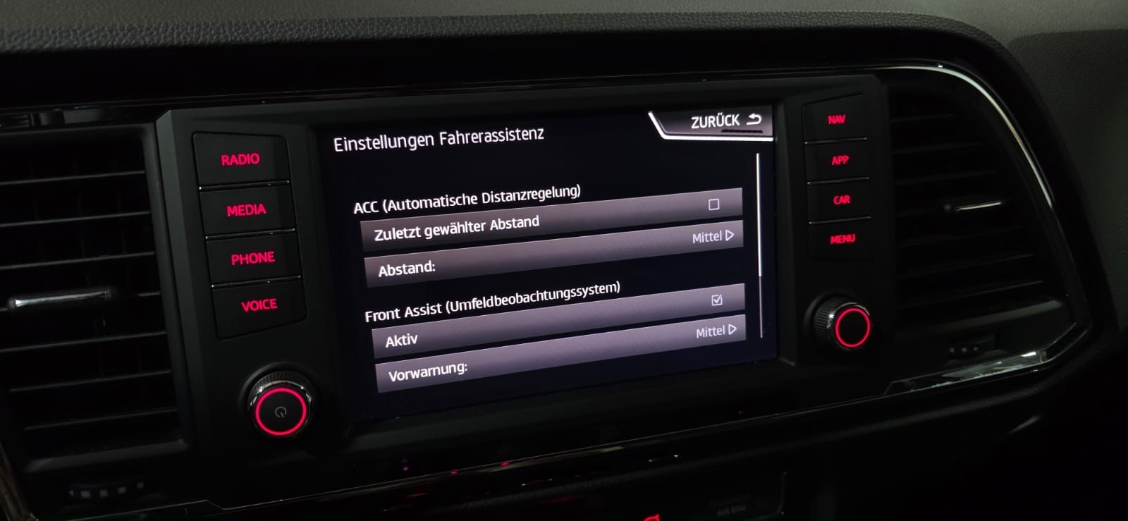 SEAT Ateca 1.5 TSI EVO SWISS Xcellence DSG *CH-Fahrzeug*-image-21