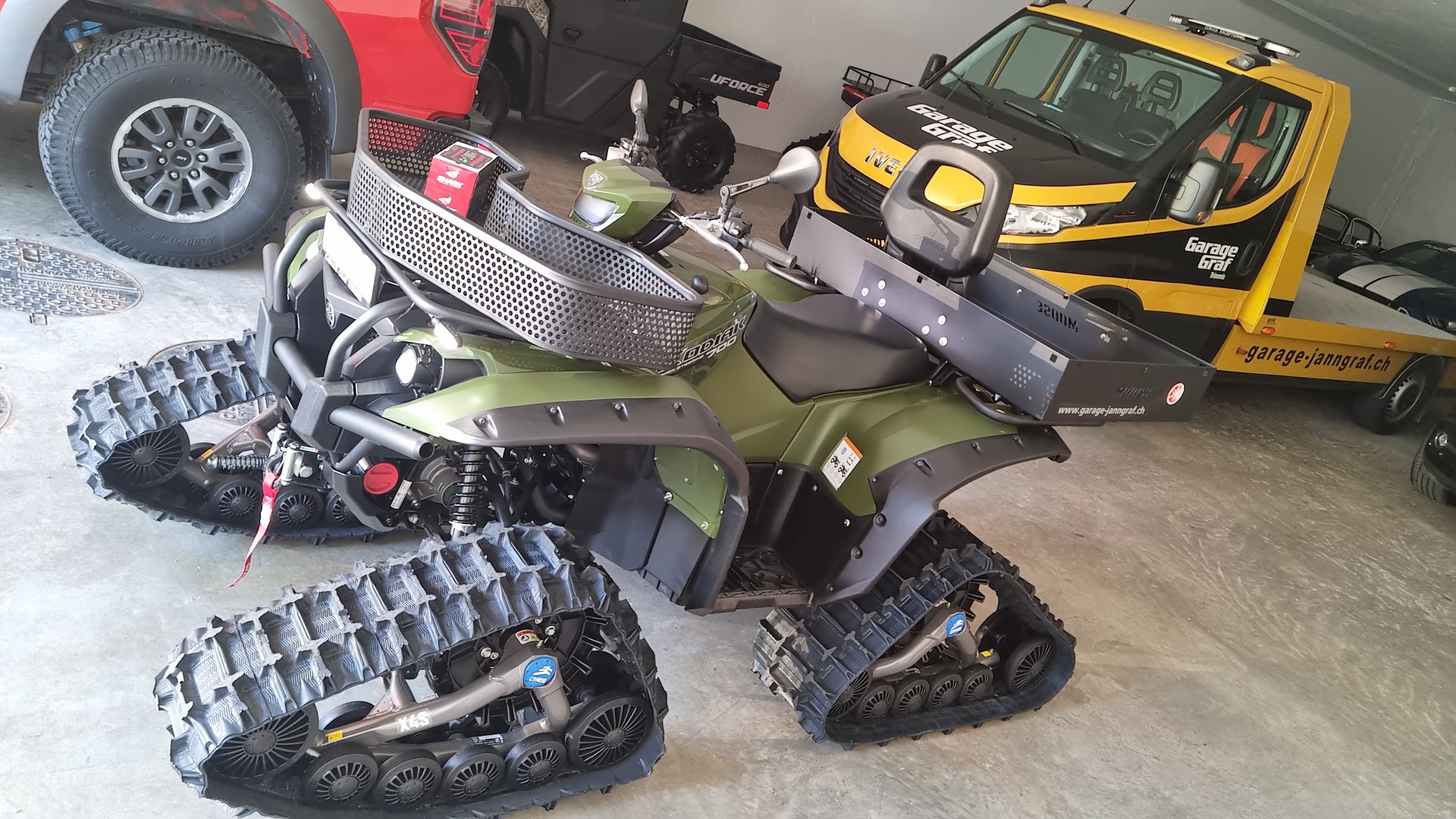 YAMAHA Ab MFK mit Raupenkit und Räder-image-9
