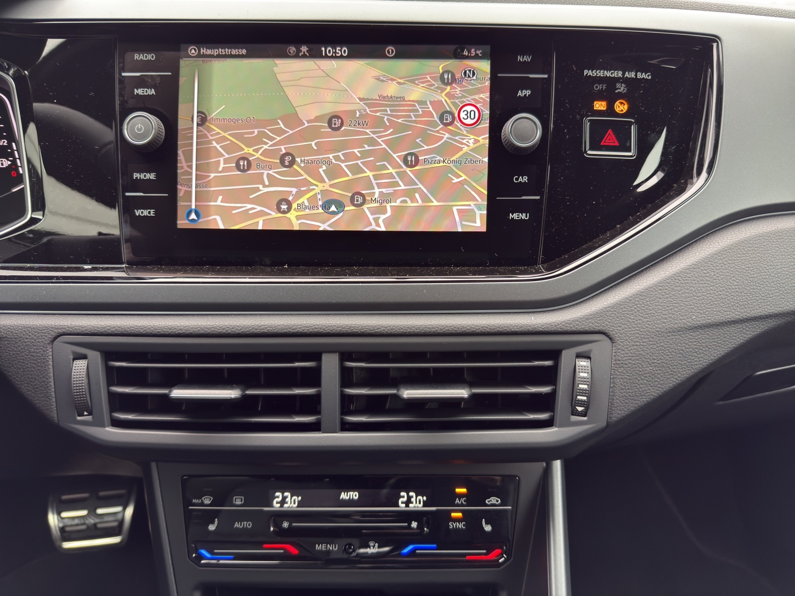 VW Polo 1.0 TSI R-Line DSG-image-10