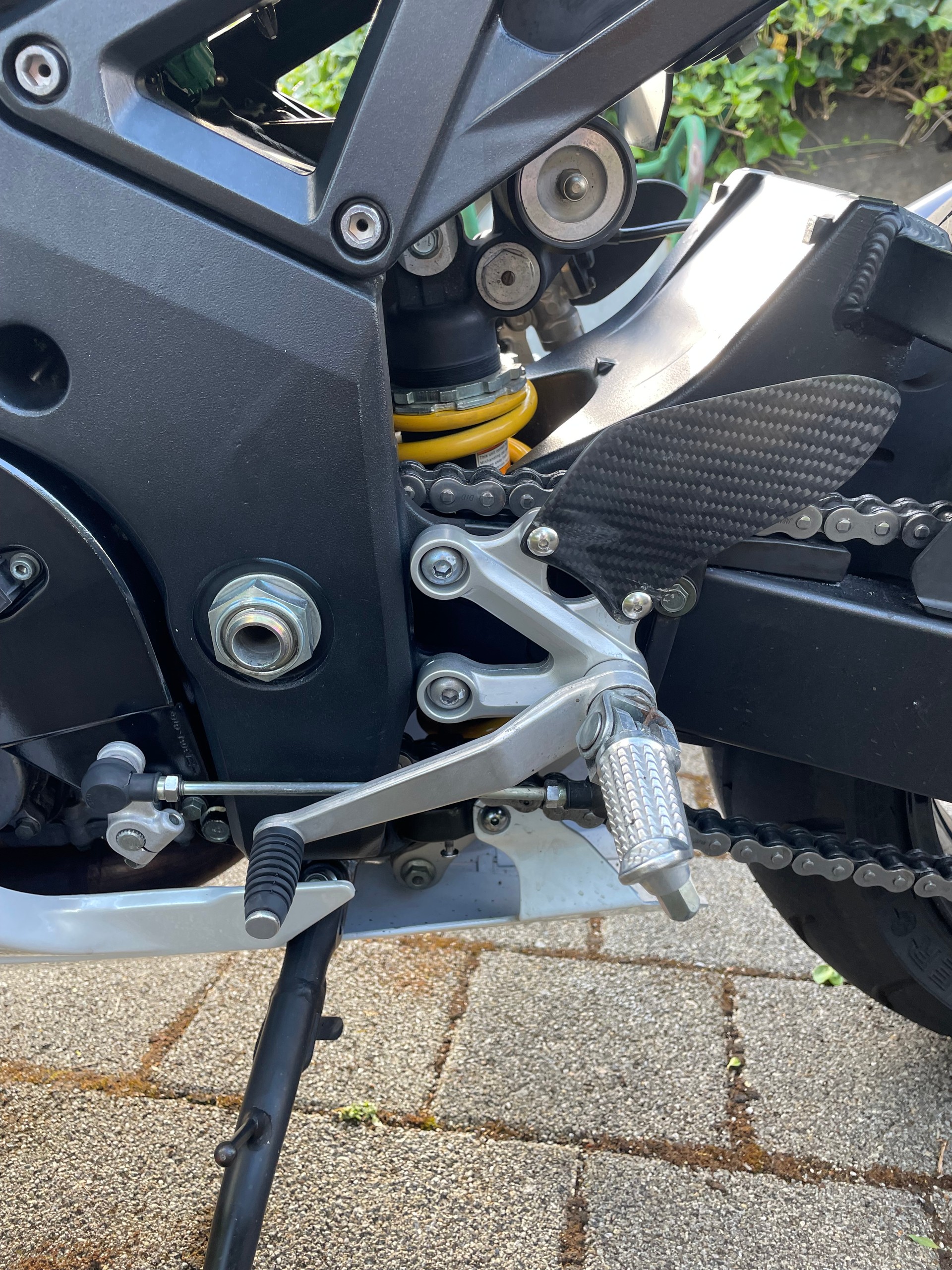 SUZUKI GSX-R 750 K4/K5-image-6