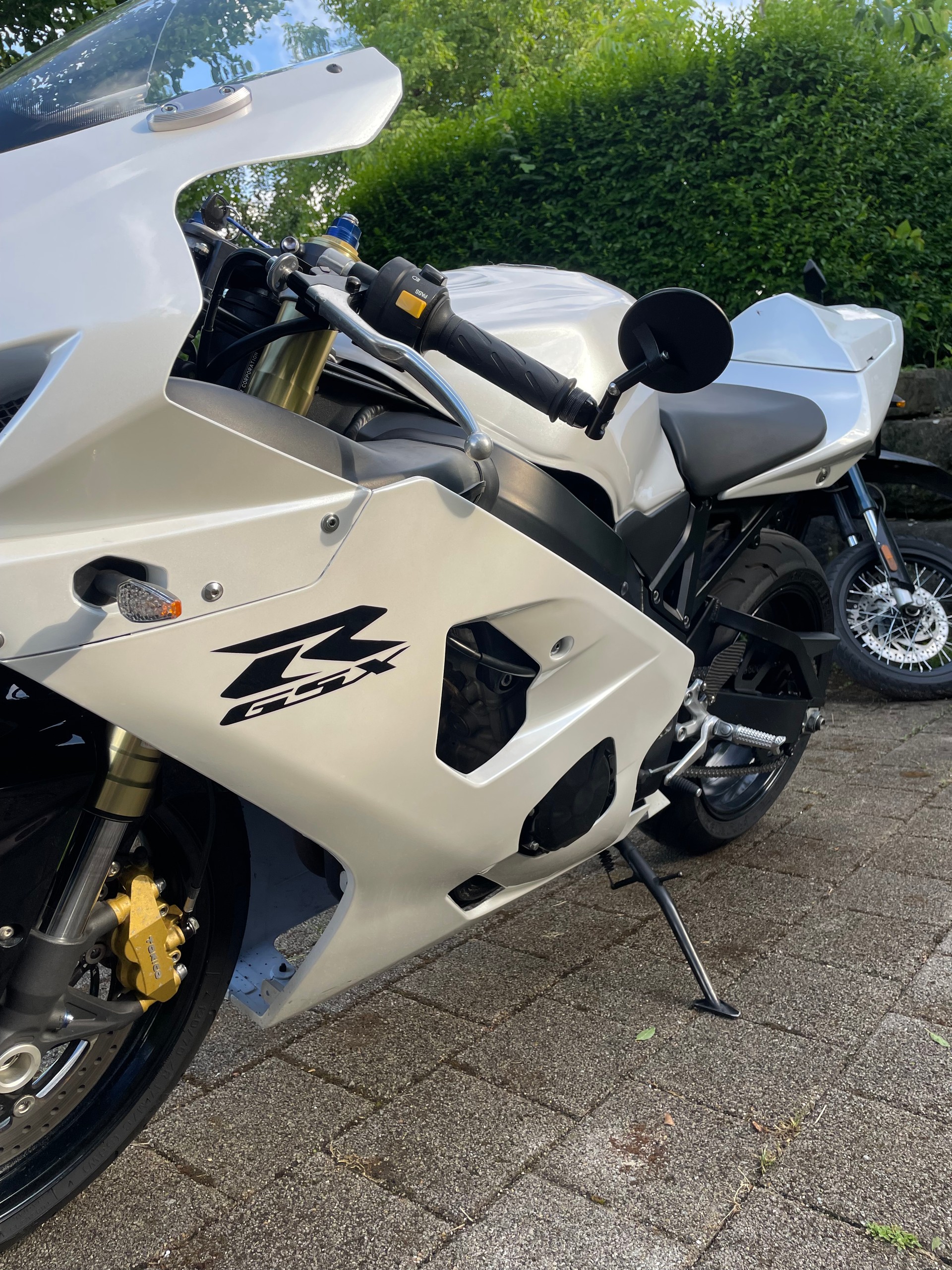 SUZUKI GSX-R 750 K4/K5-image-4