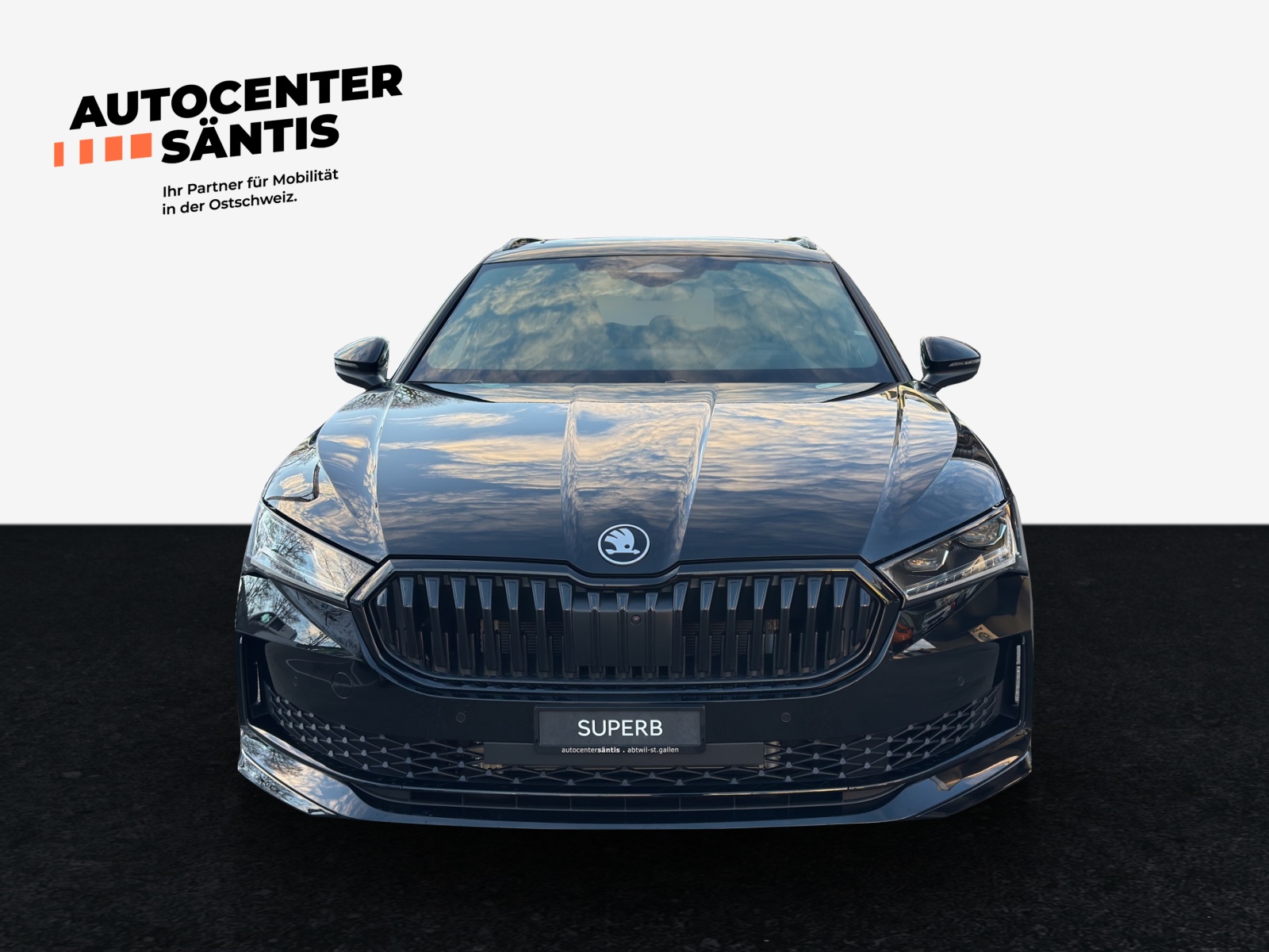 SKODA Superb Combi 2.0 TSI Sportline 4x4 DSG-showroom-element-1
