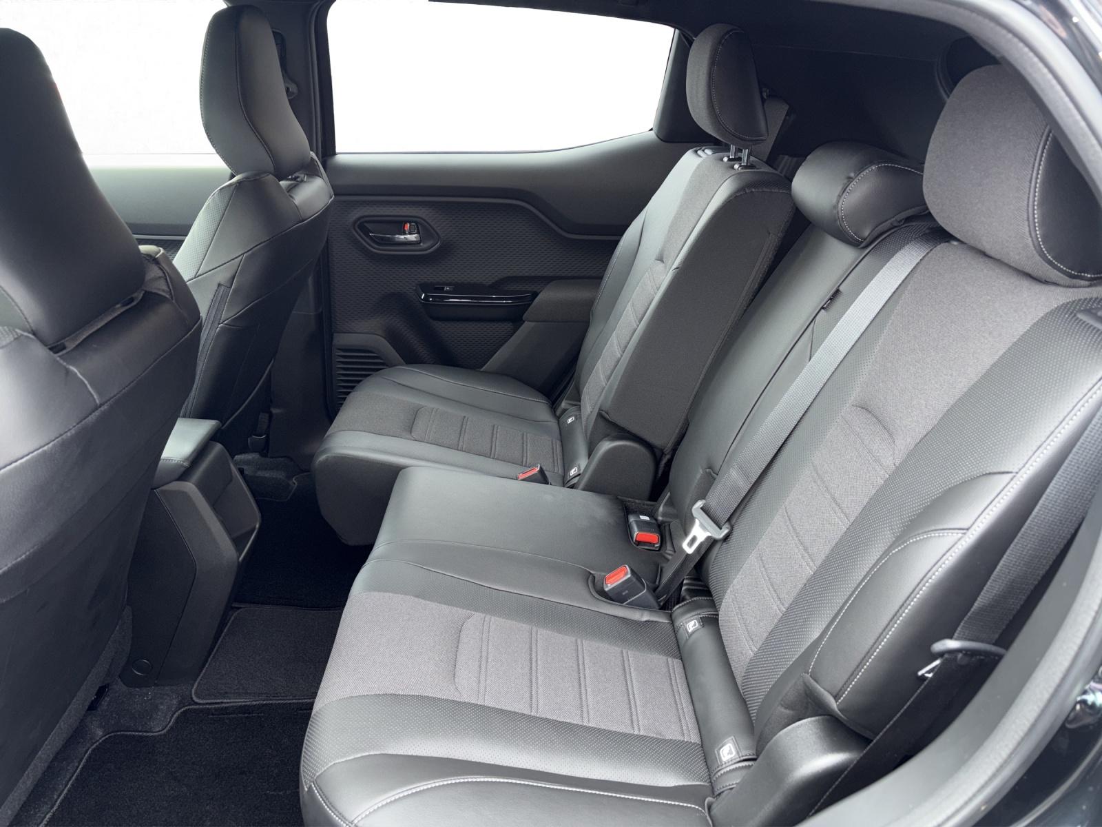 SUZUKI e Vitara Compact Top 4x4-image-13