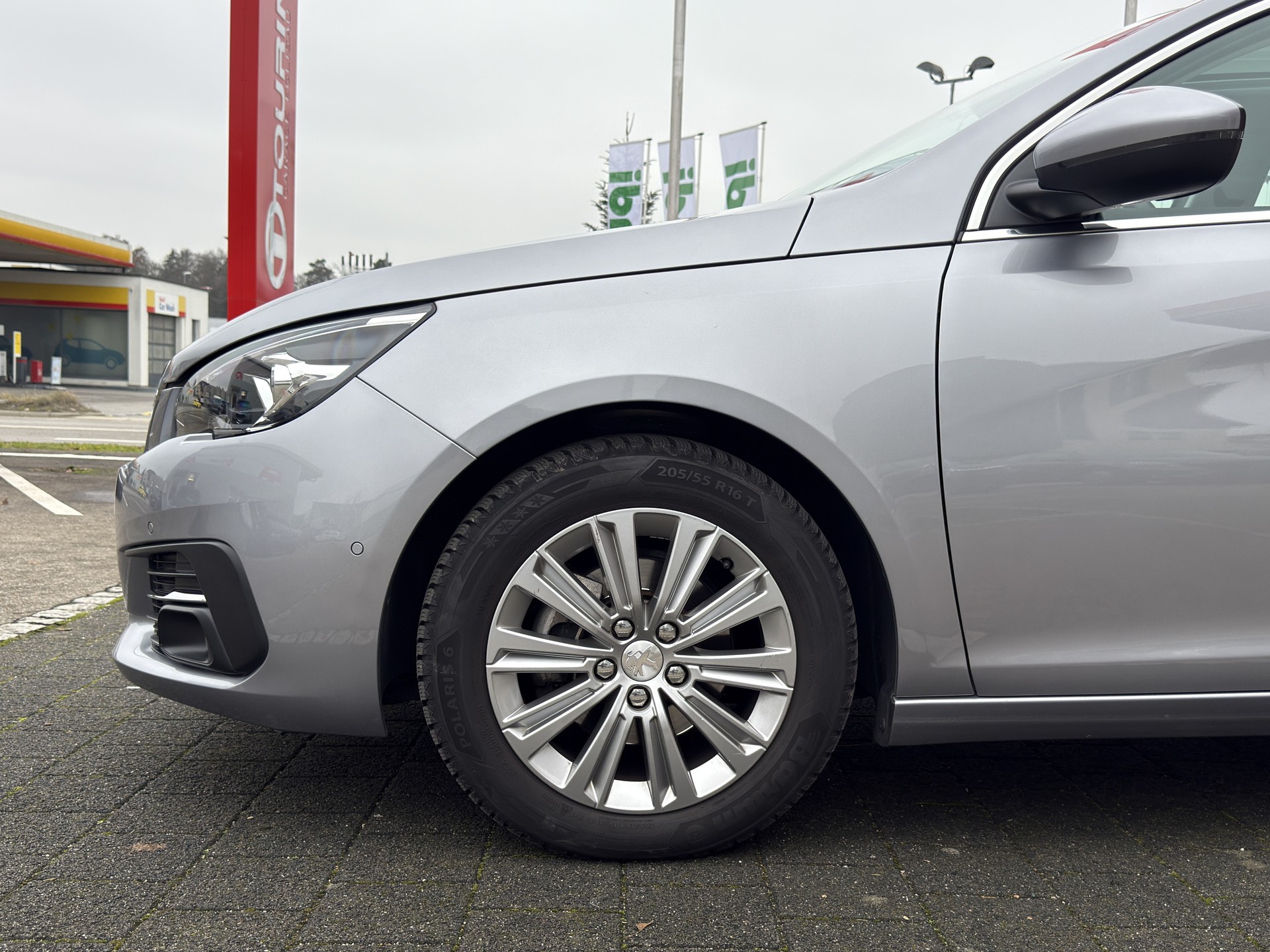 PEUGEOT 308 1.2 PureTech 130 Allure S/S-image-24