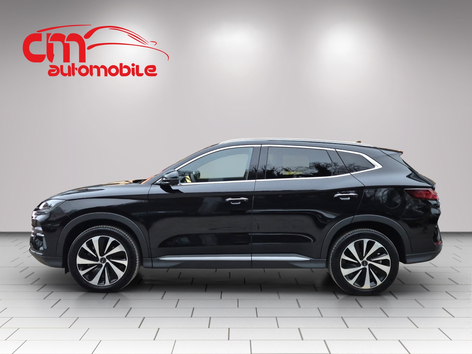 BYD Seal U DM-i Design AWD-image-1