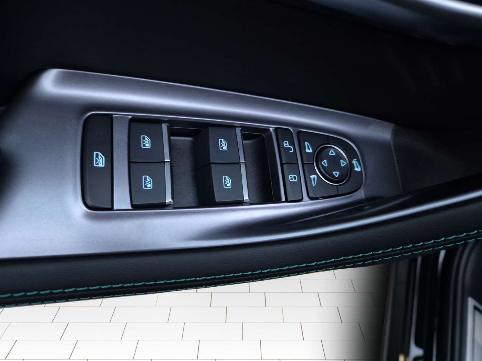 BYD Seal U DM-i Design AWD-image-14