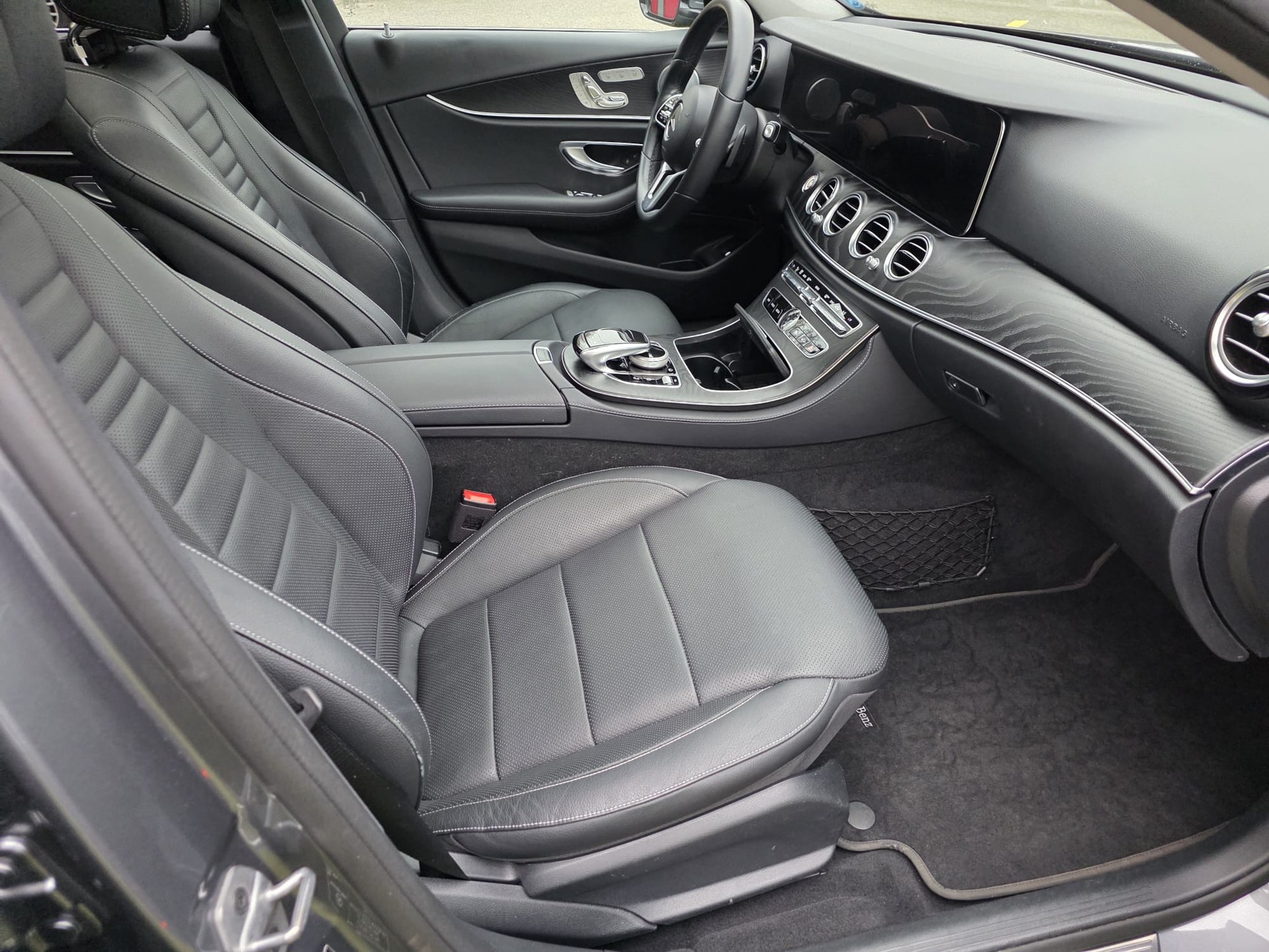 MERCEDES-BENZ E 400 d 4Matic 9G-Tronic-image-7