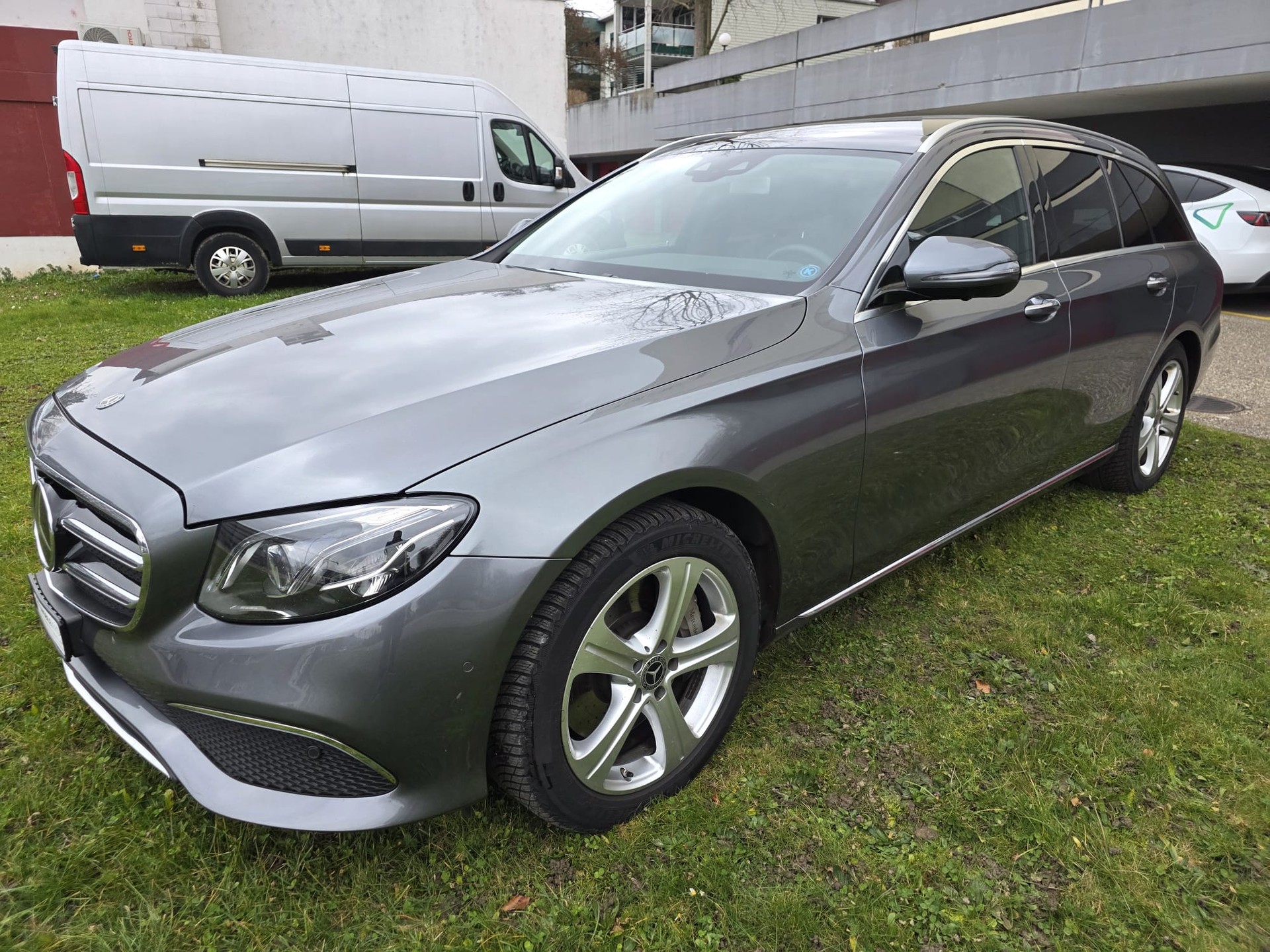 MERCEDES-BENZ E 400 d 4Matic 9G-Tronic-image-2