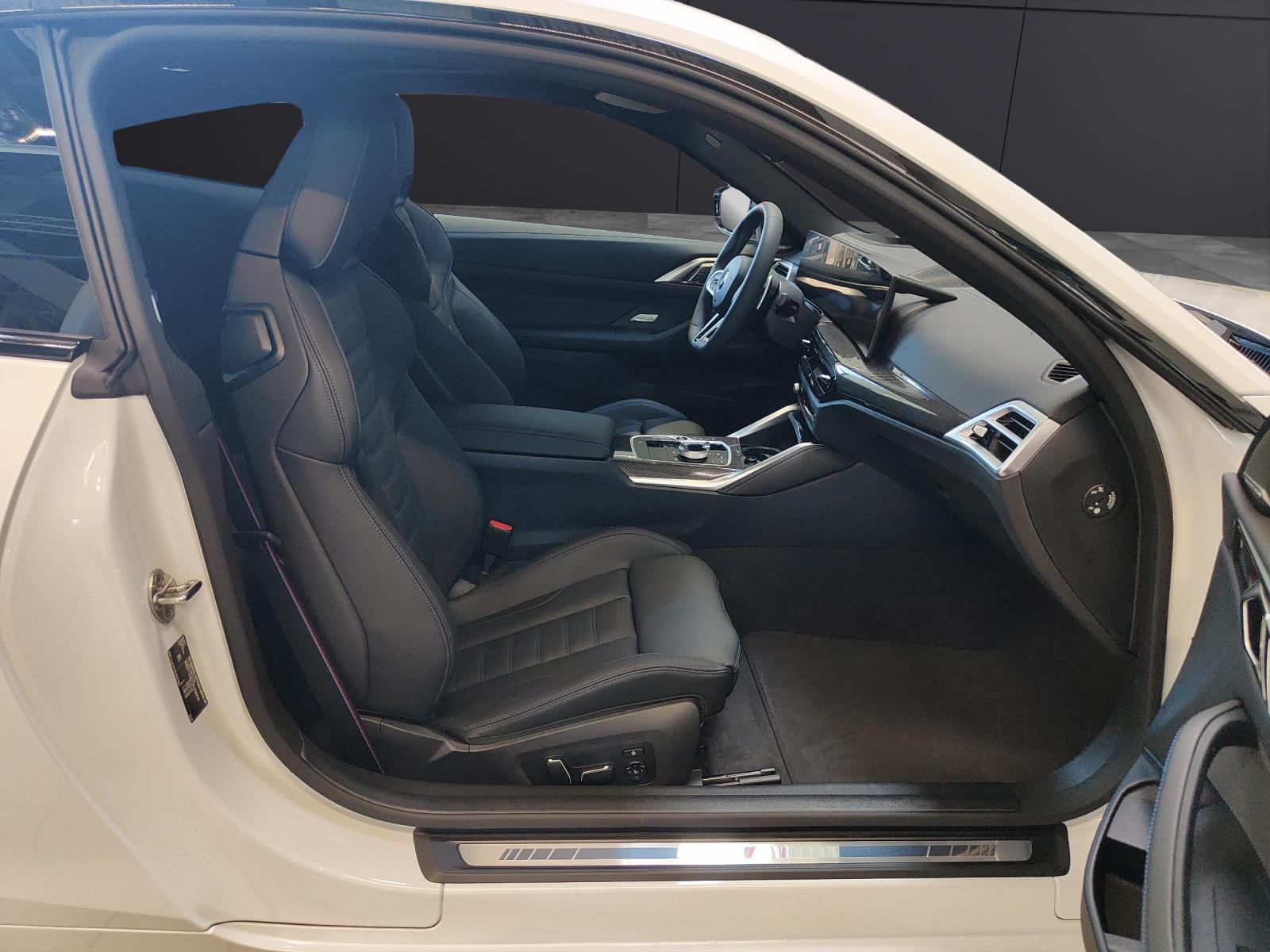 BMW M440i xDrive Coupé-image-7