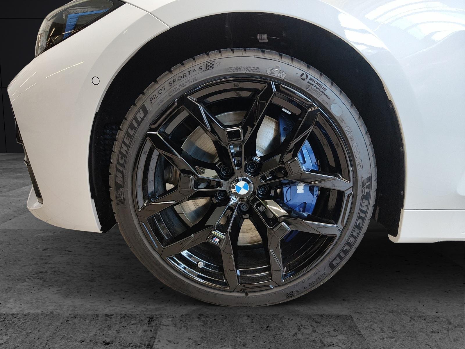 BMW M440i xDrive Coupé-image-4
