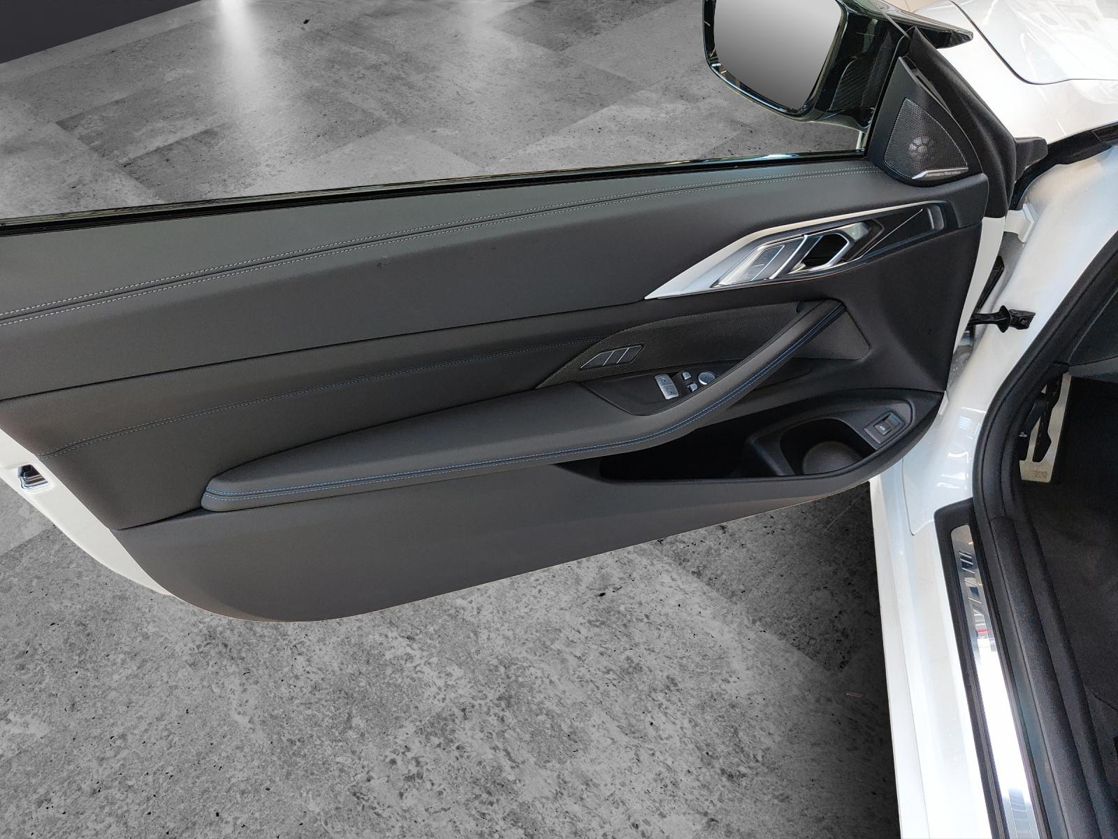 BMW M440i xDrive Coupé-image-10