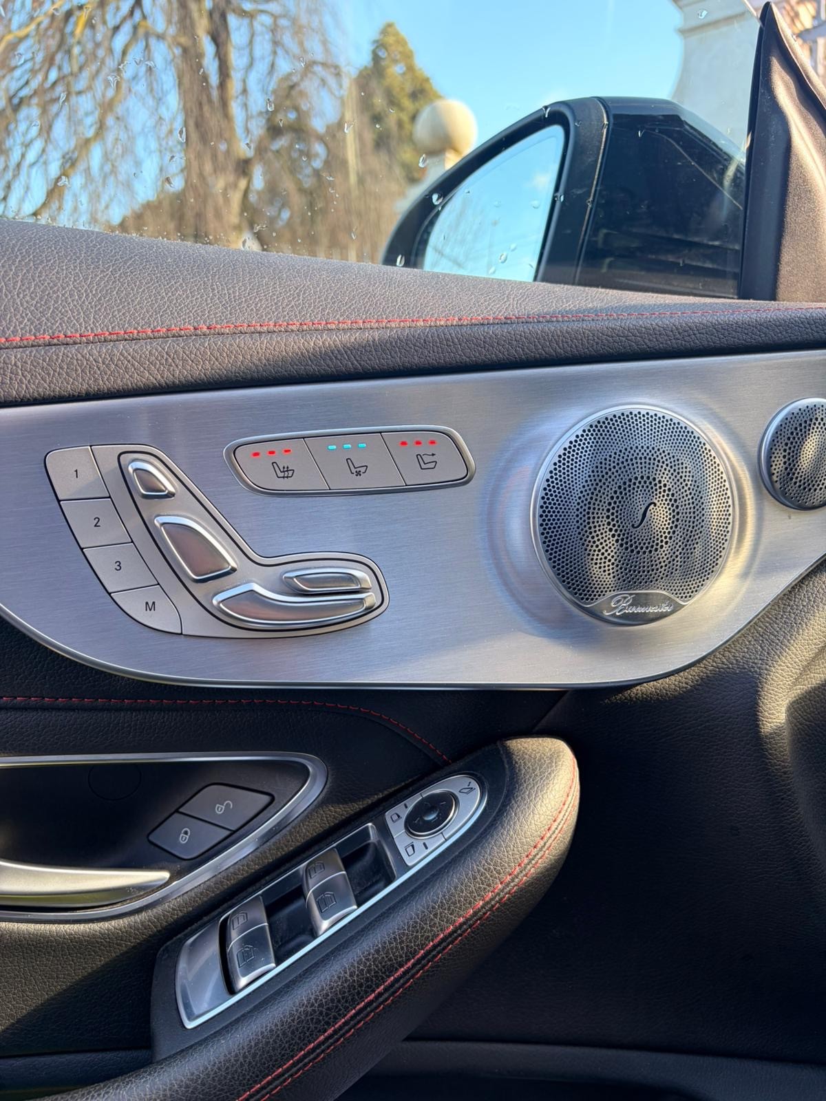MERCEDES-BENZ C 43 Cabriolet AMG 4Matic 9G-Tronic-image-12