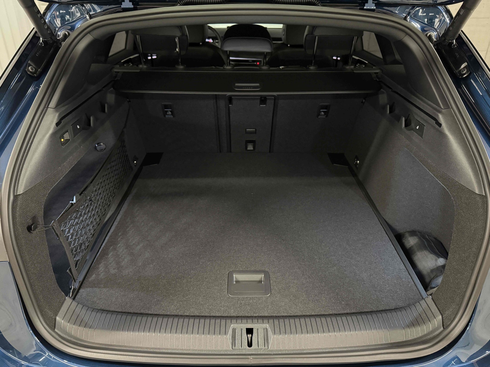 VW ID.7 Tourer GTX 86 kWh GTX United 4 Motion-image-16