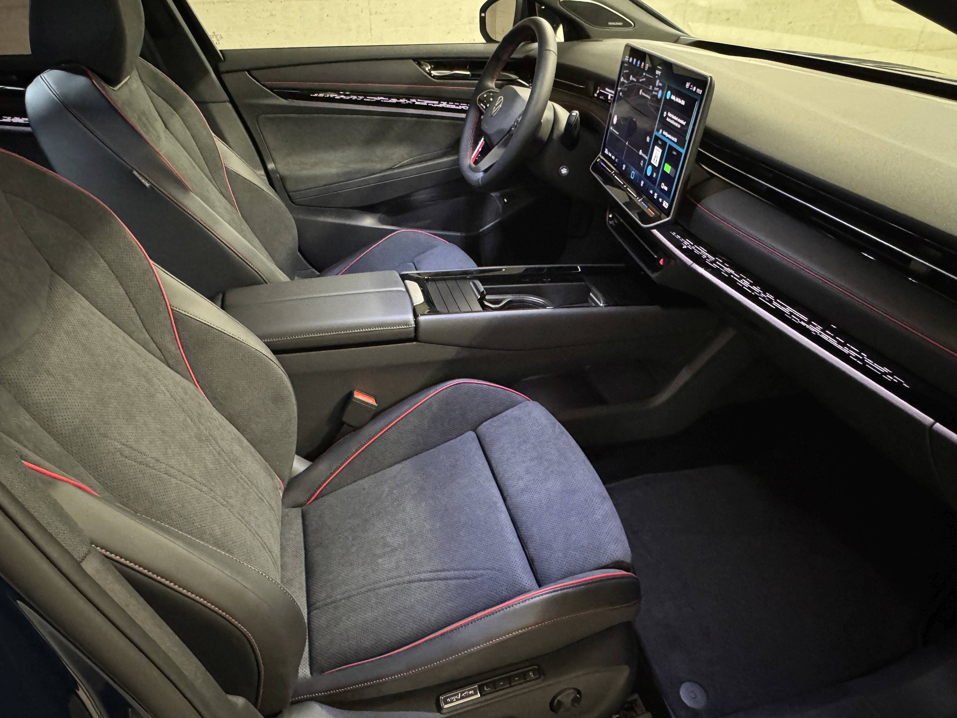 VW ID.7 Tourer GTX 86 kWh GTX United 4 Motion-image-11