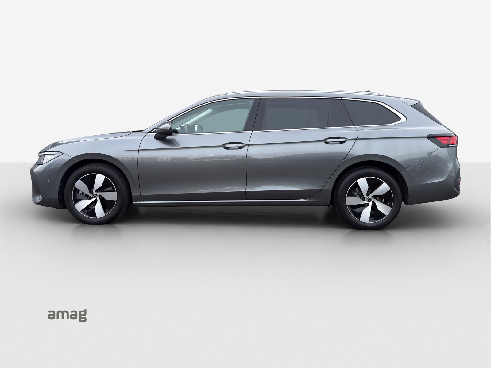 VW Passat Variant 2.0 TDI evo Business 4 Motion DSG-image-1